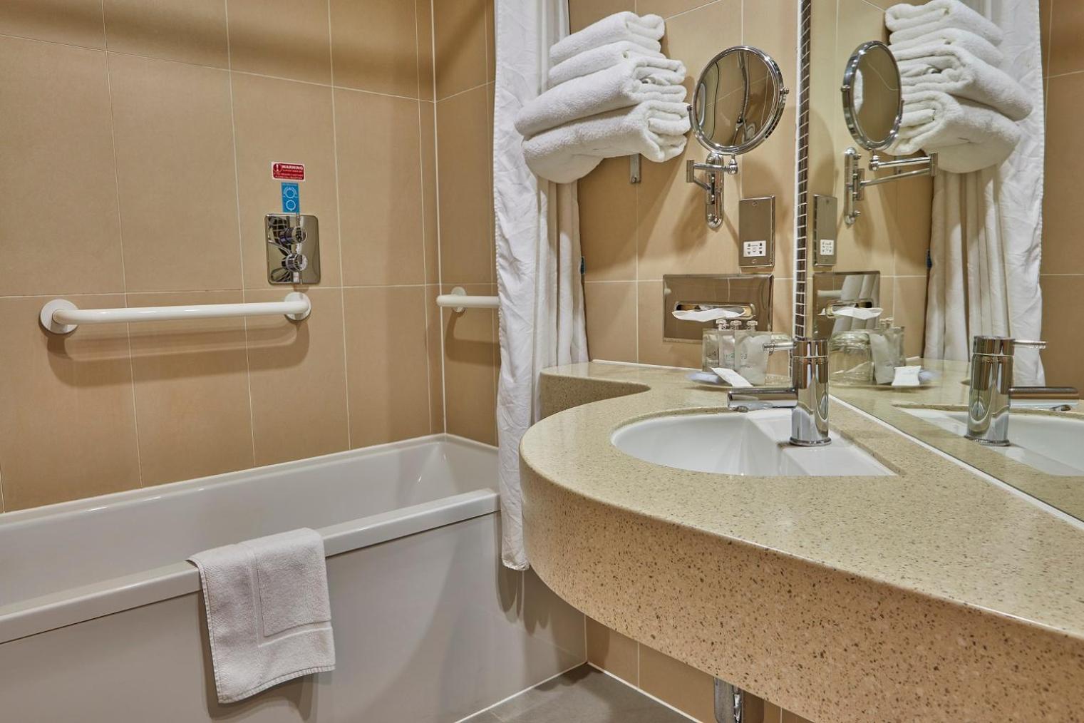 Superior Twin Room - Photo 6