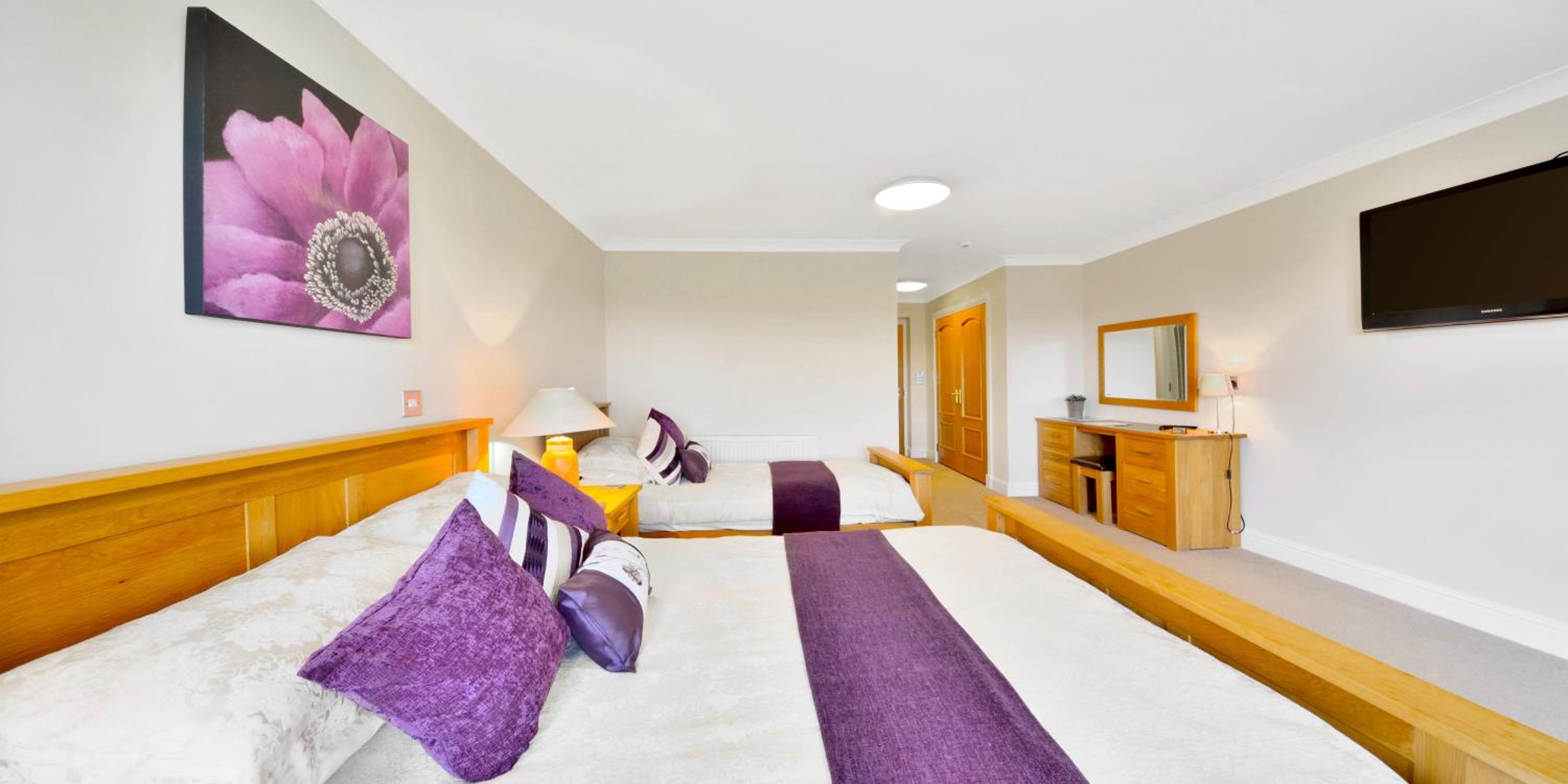 Deluxe Triple Room (Ensuite) - Photo 1