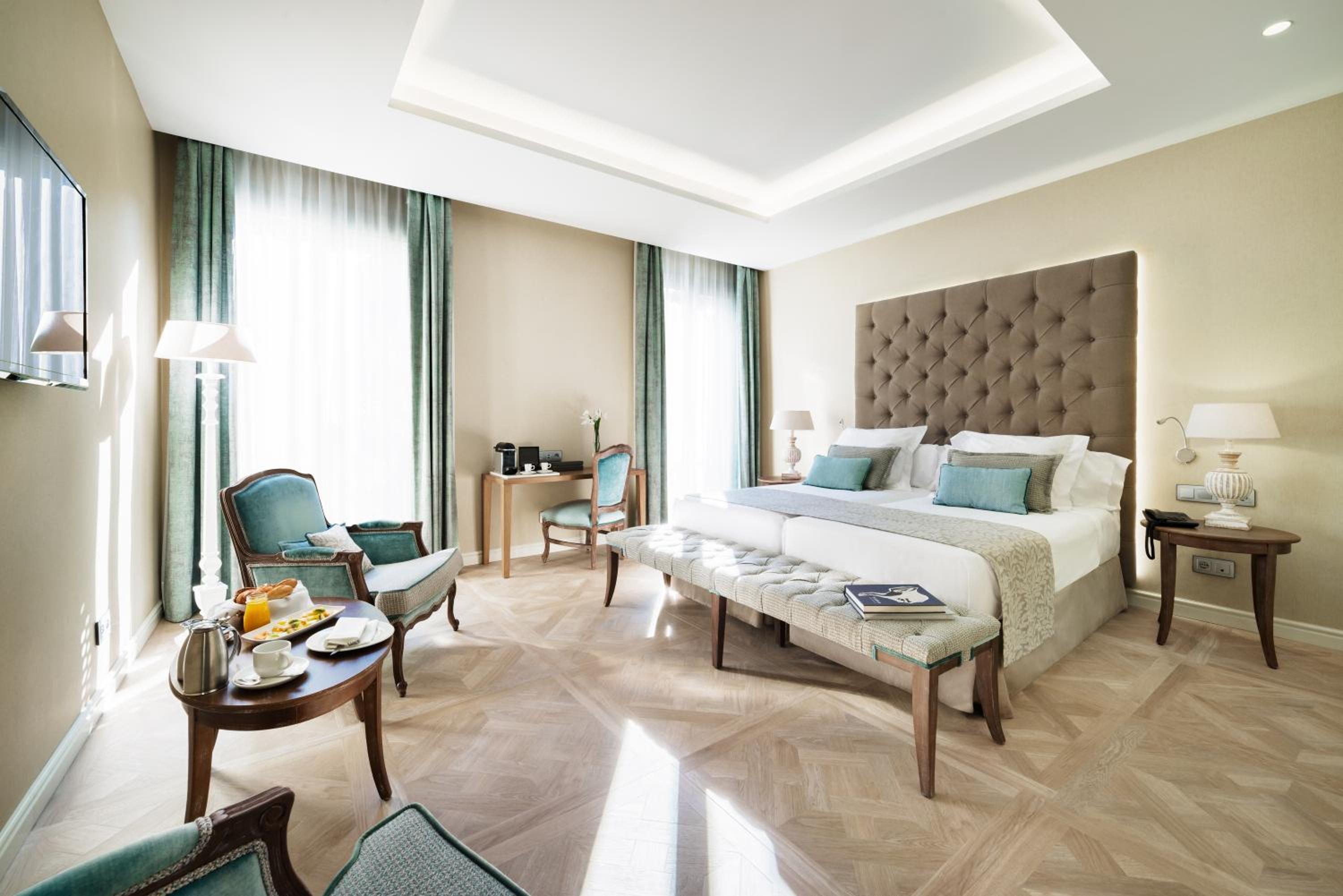 Superior Design Double Room With Cathedral View