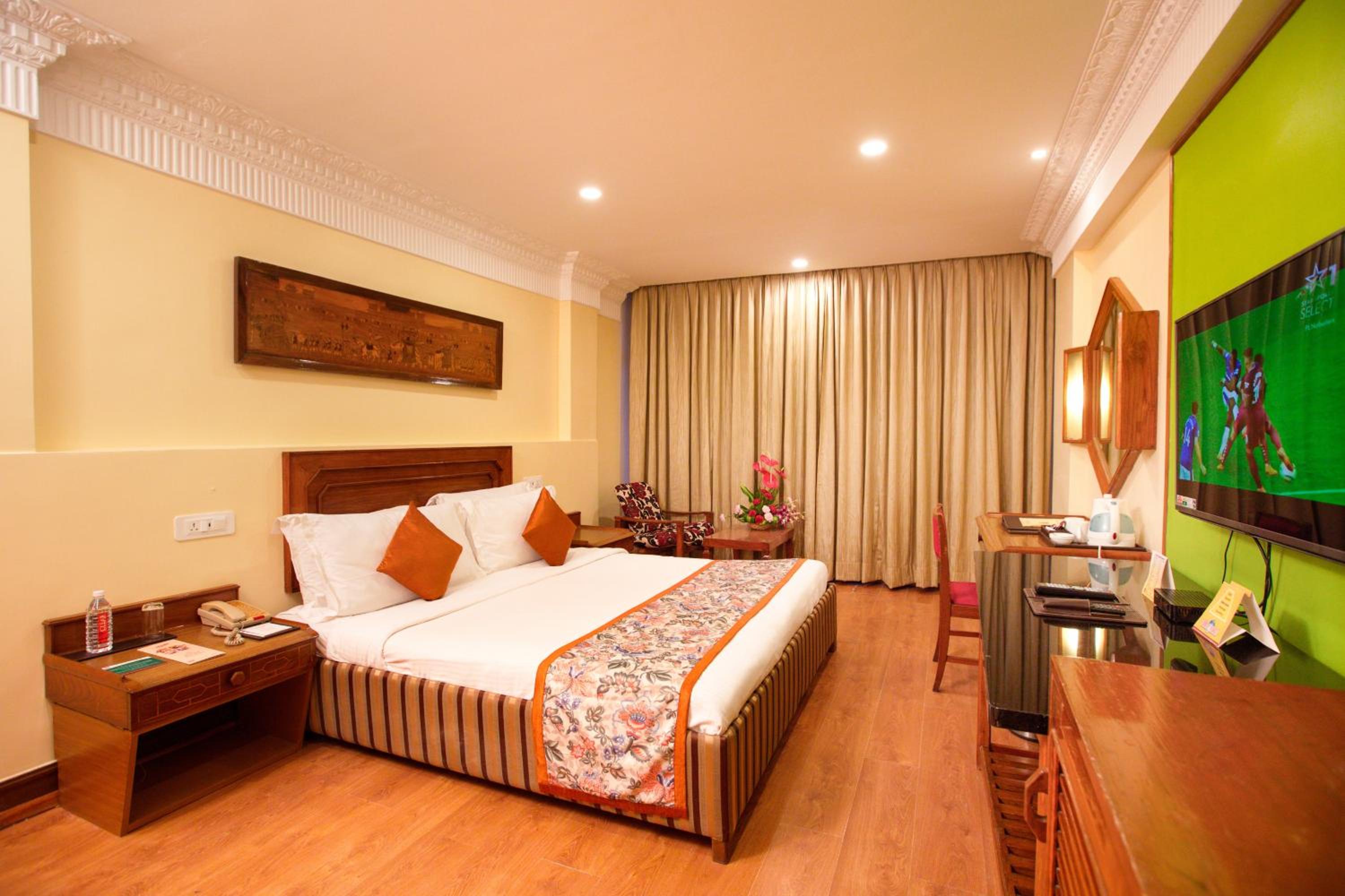 Executive Room - Photo 3