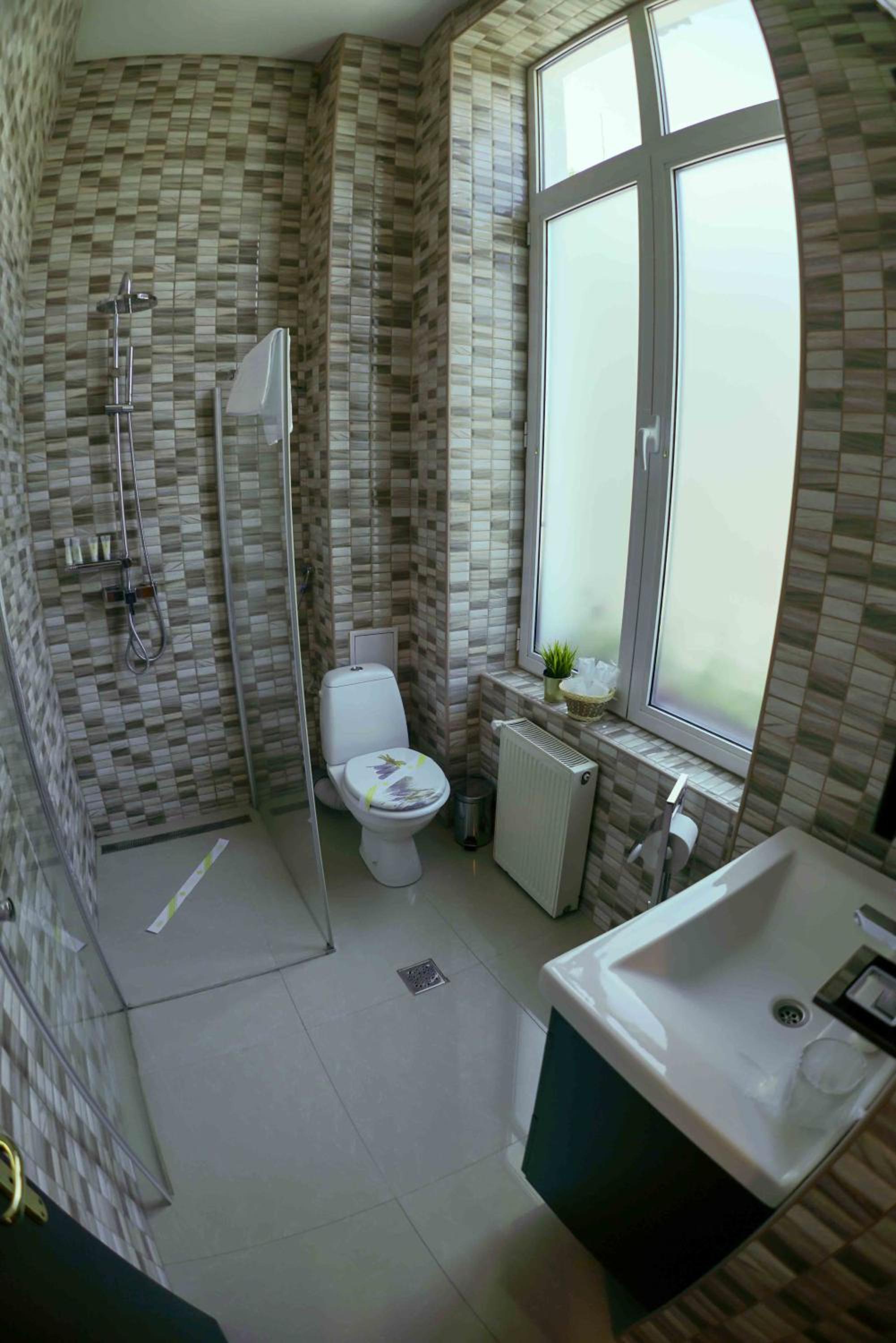 Suite - Photo 5