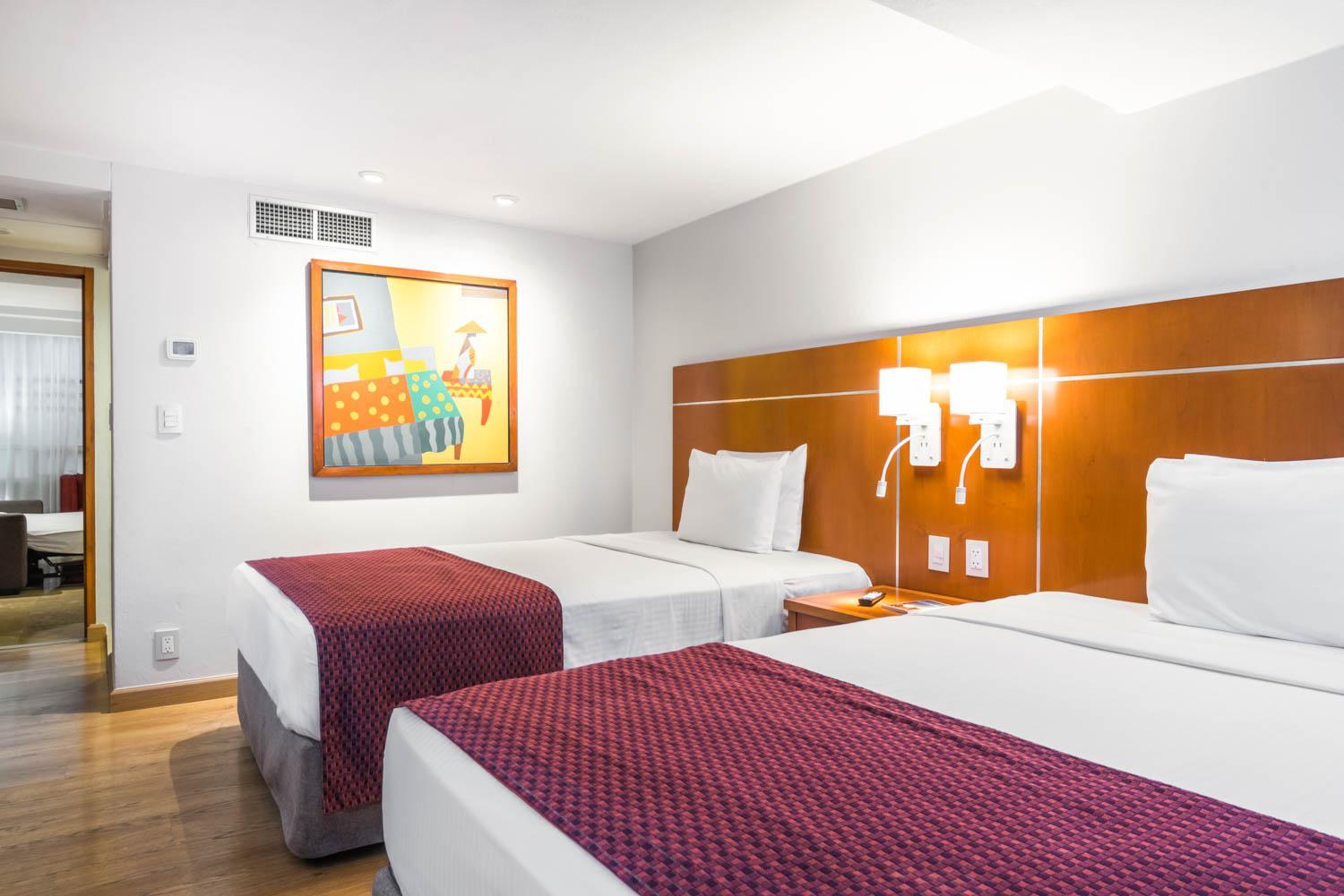  Junior Suite with Two Double Beds - Photo 6