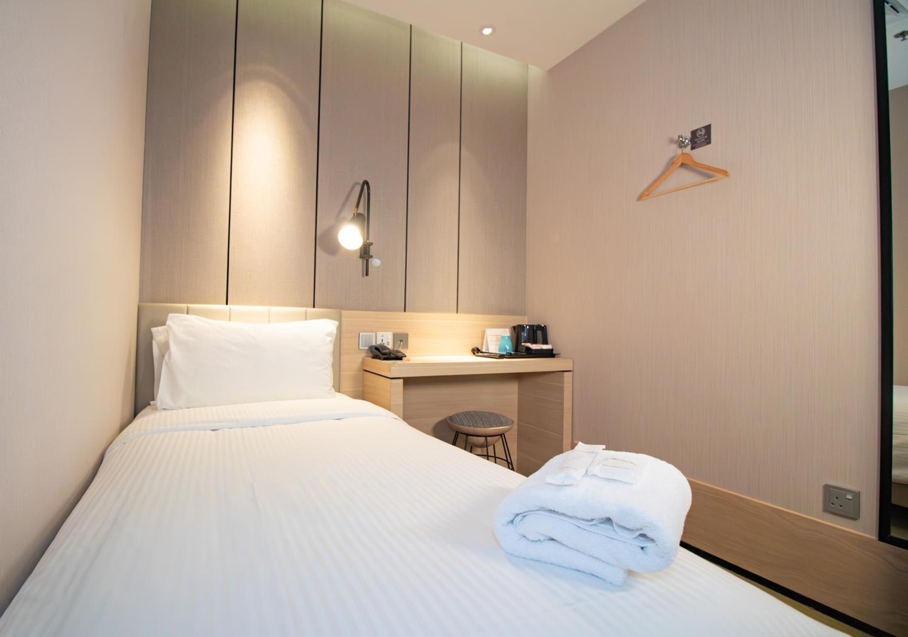 Standard Single Room (12 Hours)