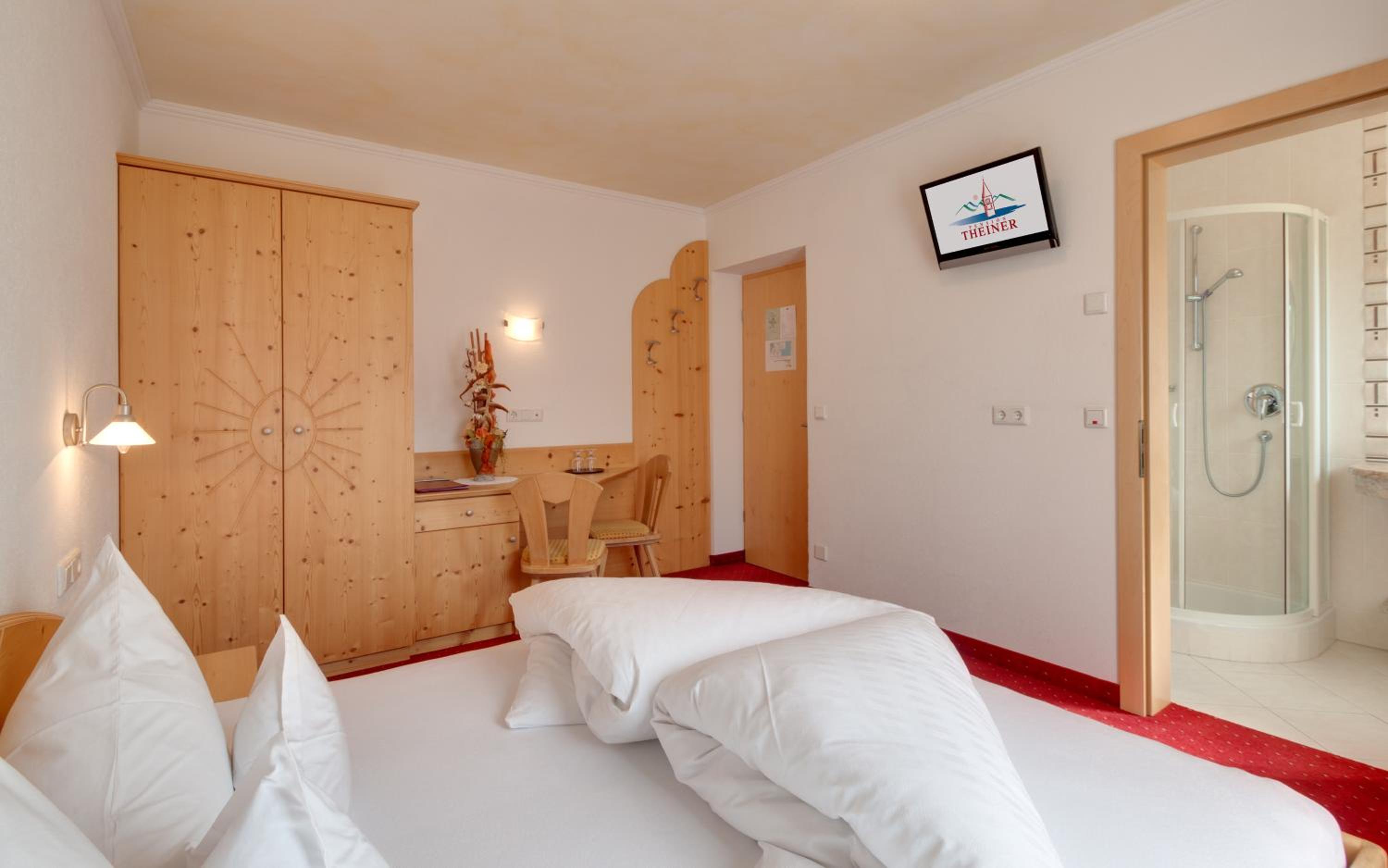 Double Room with Balcony photo 3