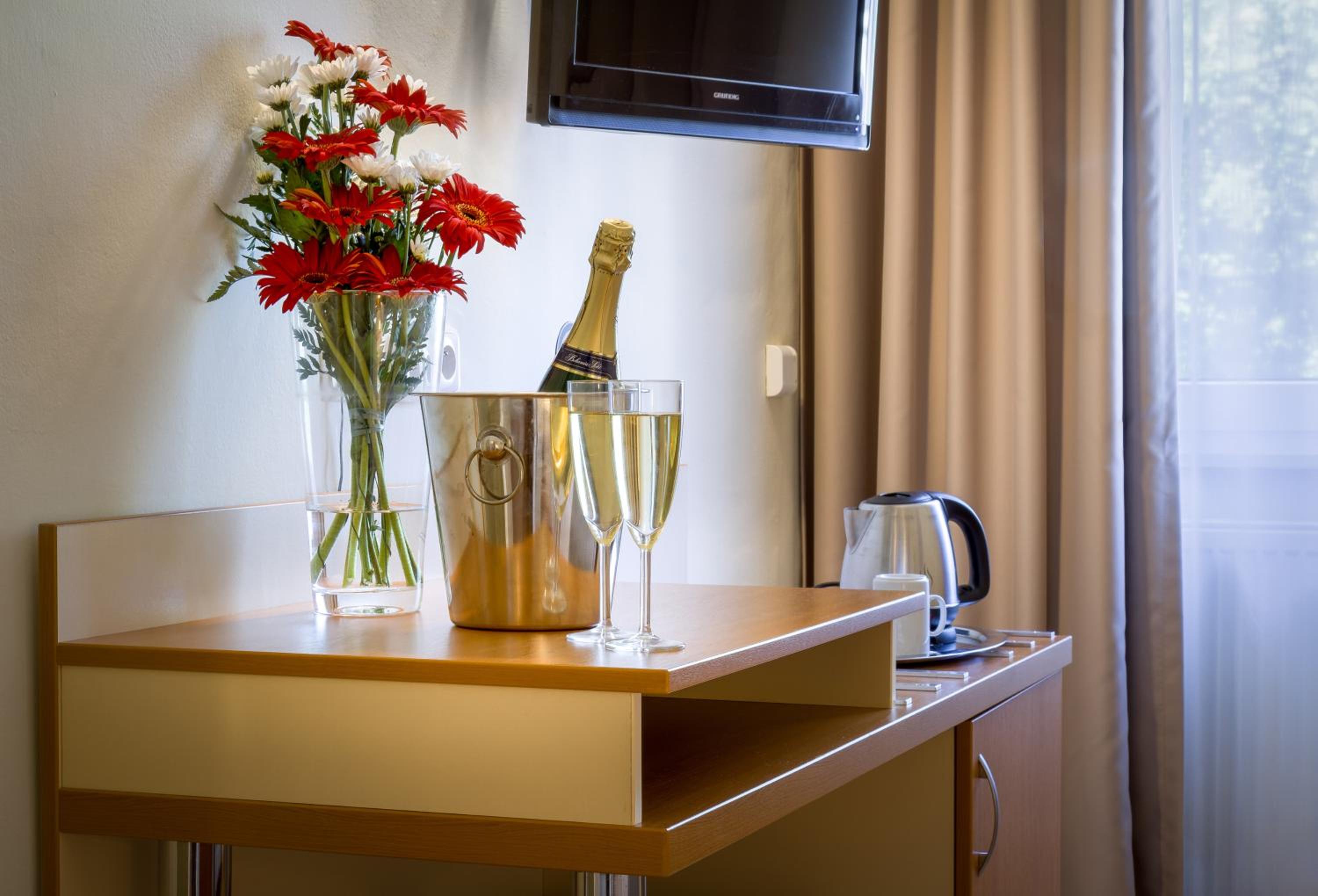 Standard Single Room