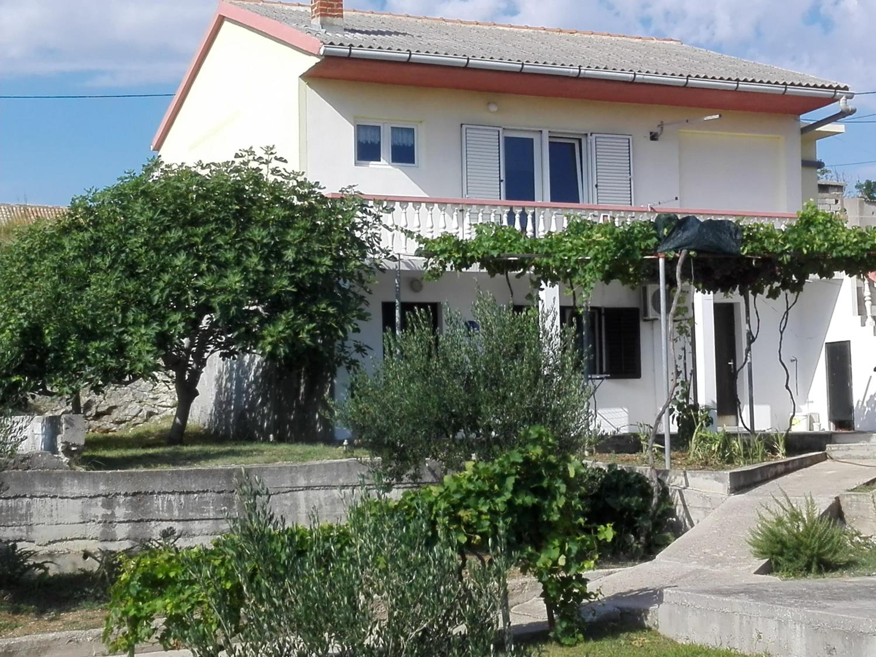 Apartment - Photo 24