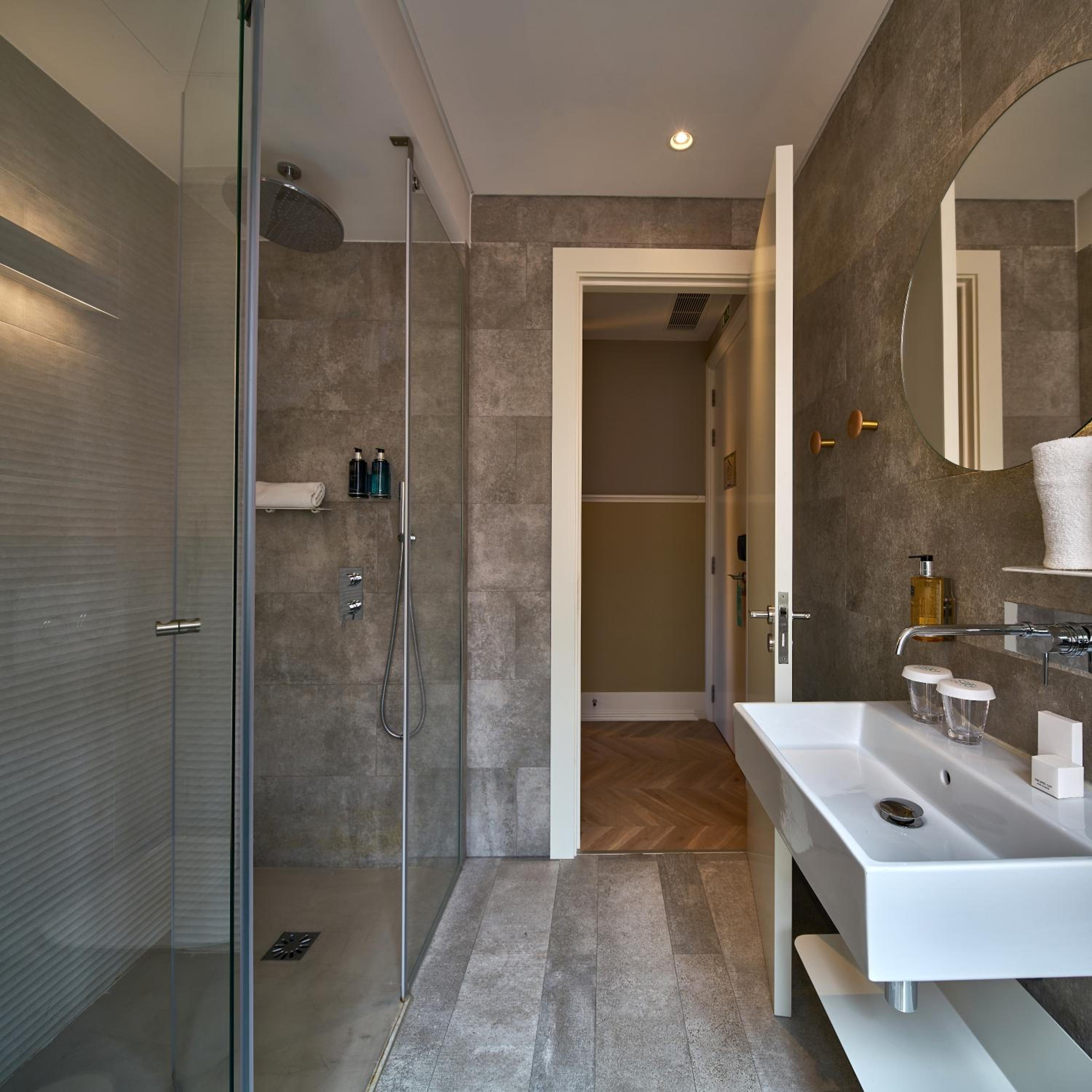 Available room
