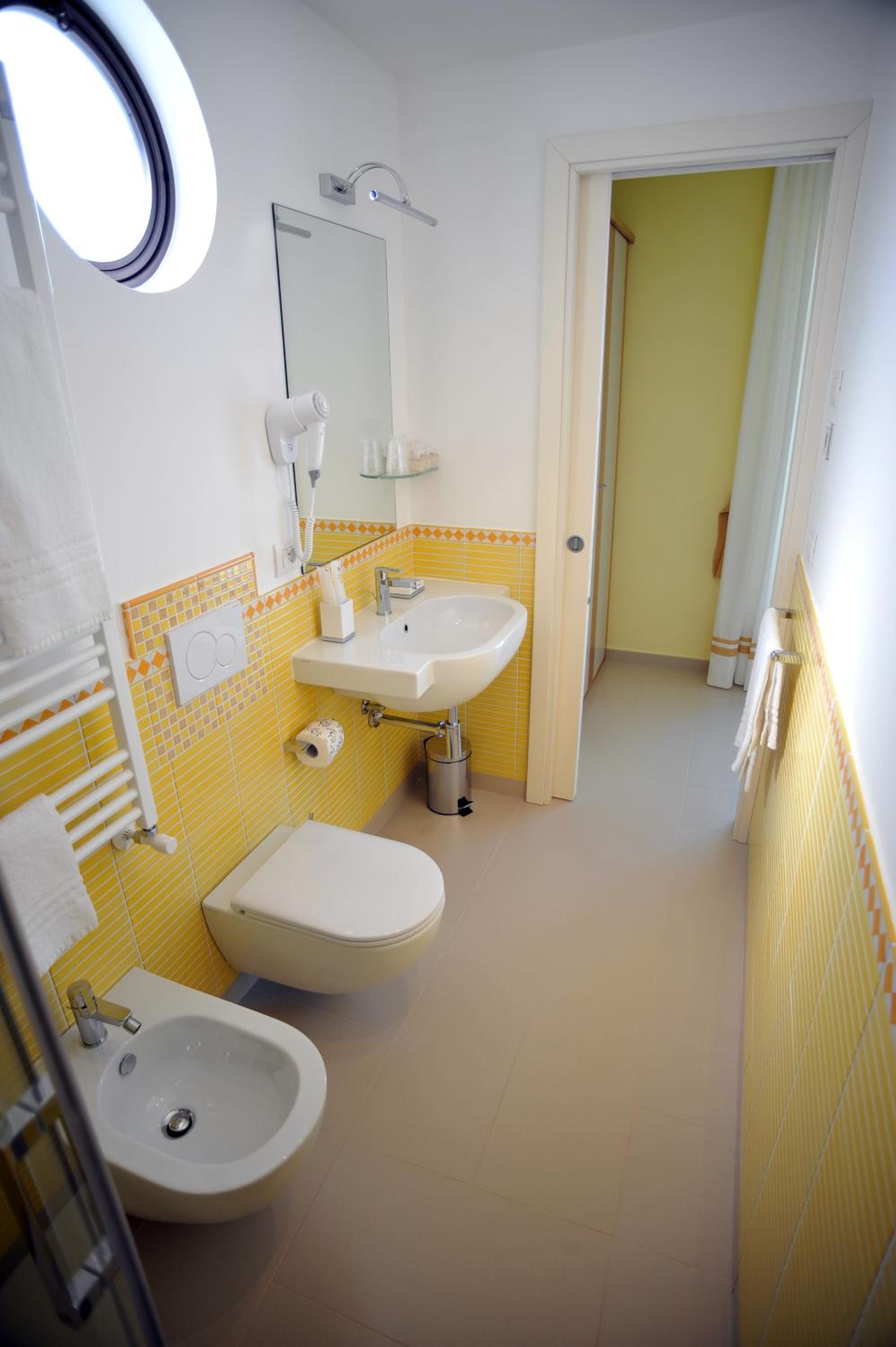 Luxury Room - Photo 38