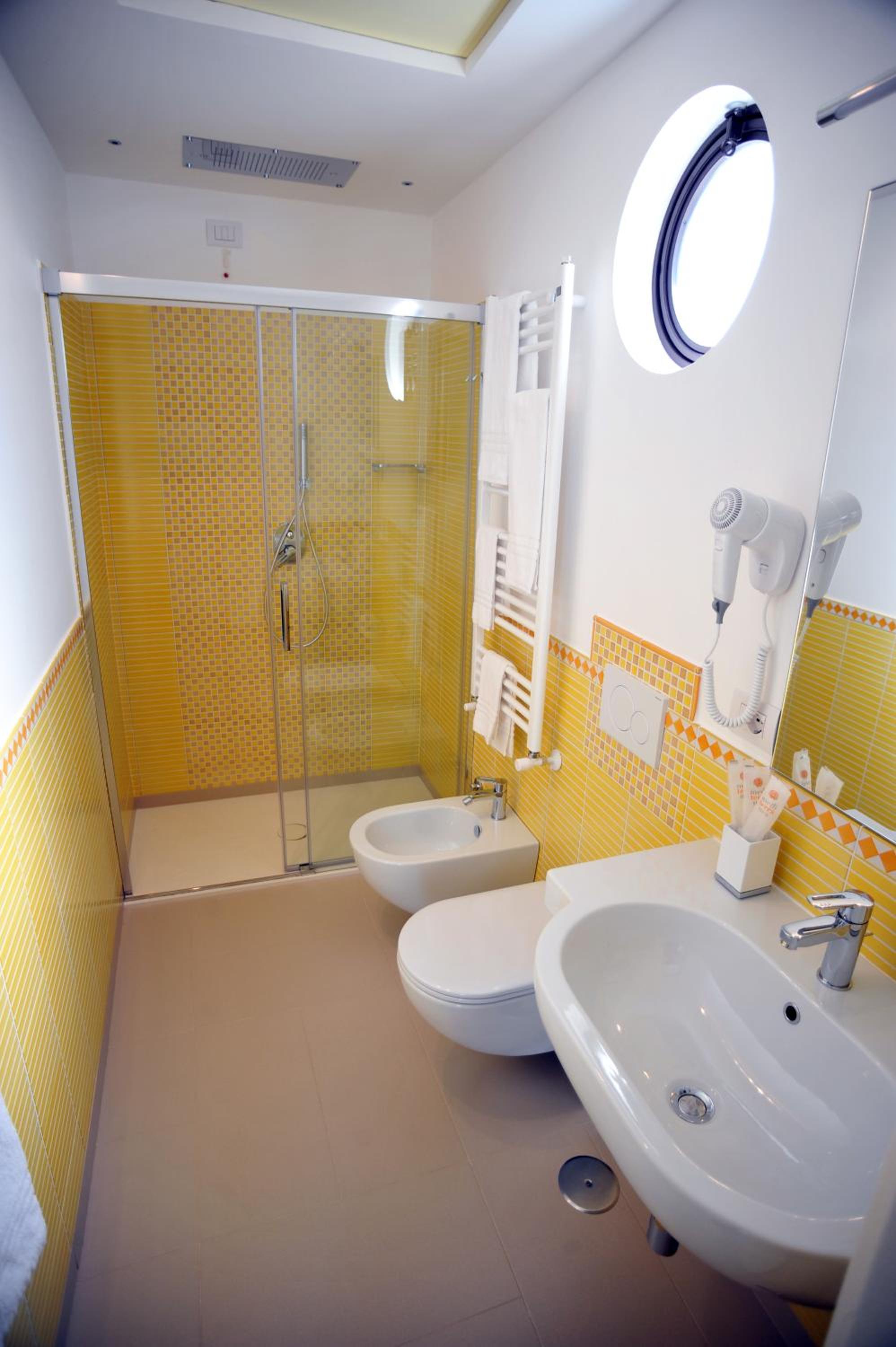 Luxury Room - Photo 39