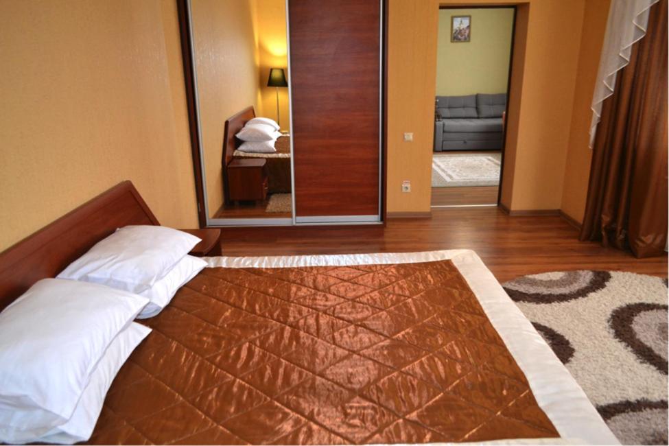 Suite with Mountain View photo 2