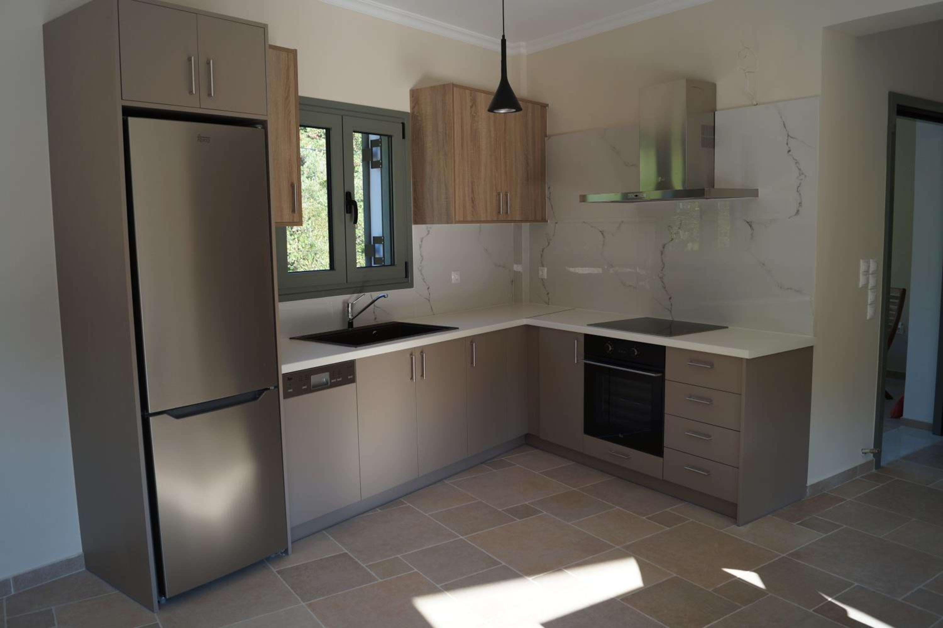 Three-Bedroom House photo 2