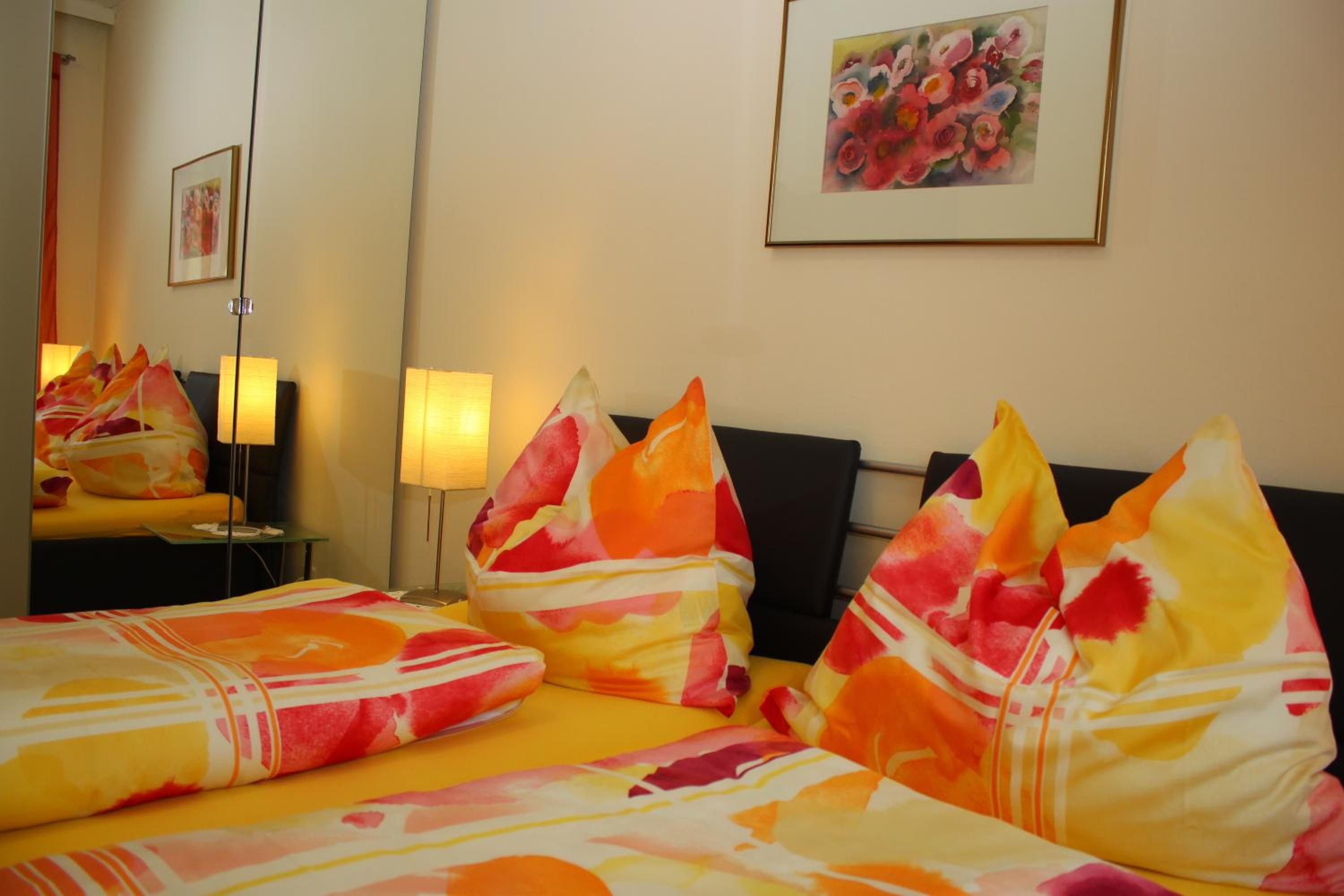One-Bedroom Apartment with Balcony photo 2