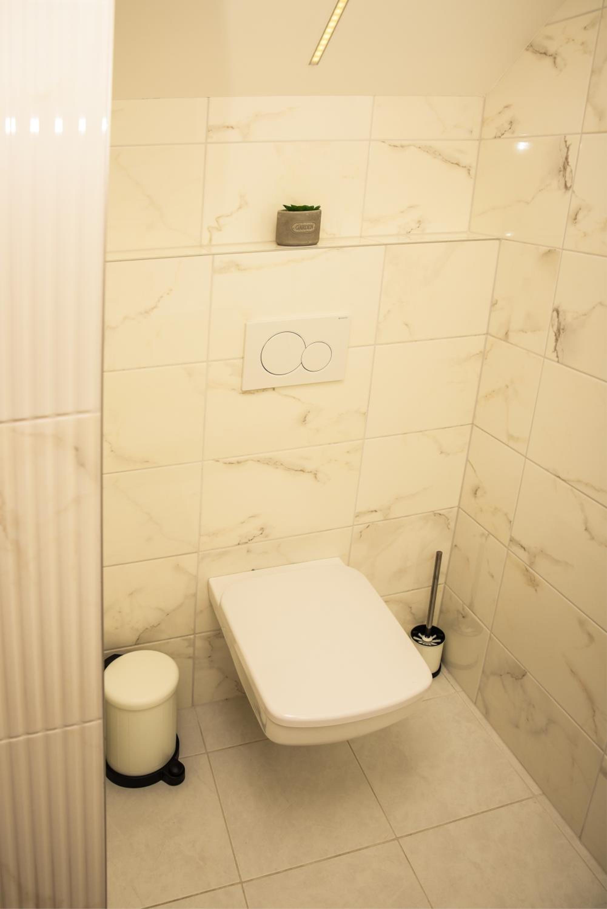 Apartment - Photo 13