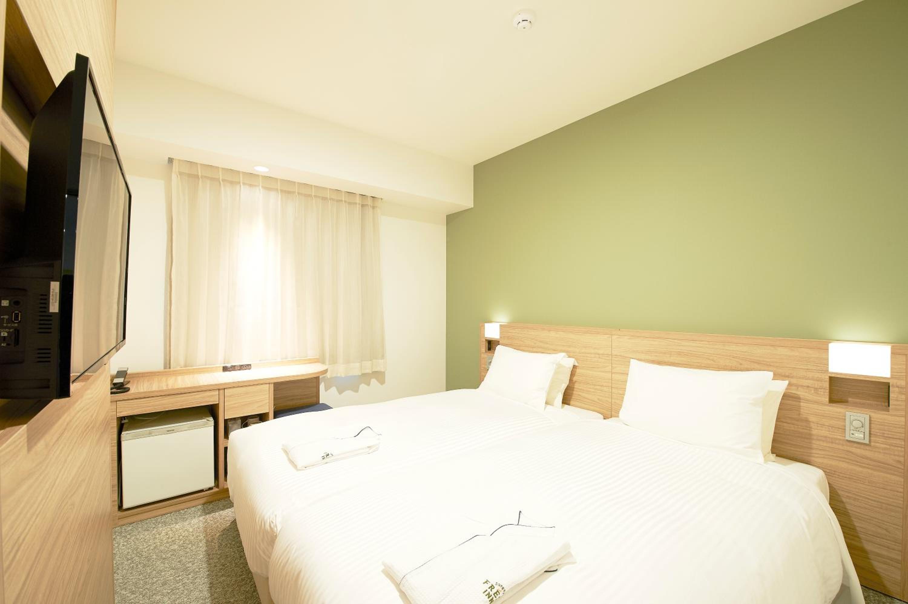 Twin Room - Non-Smoking