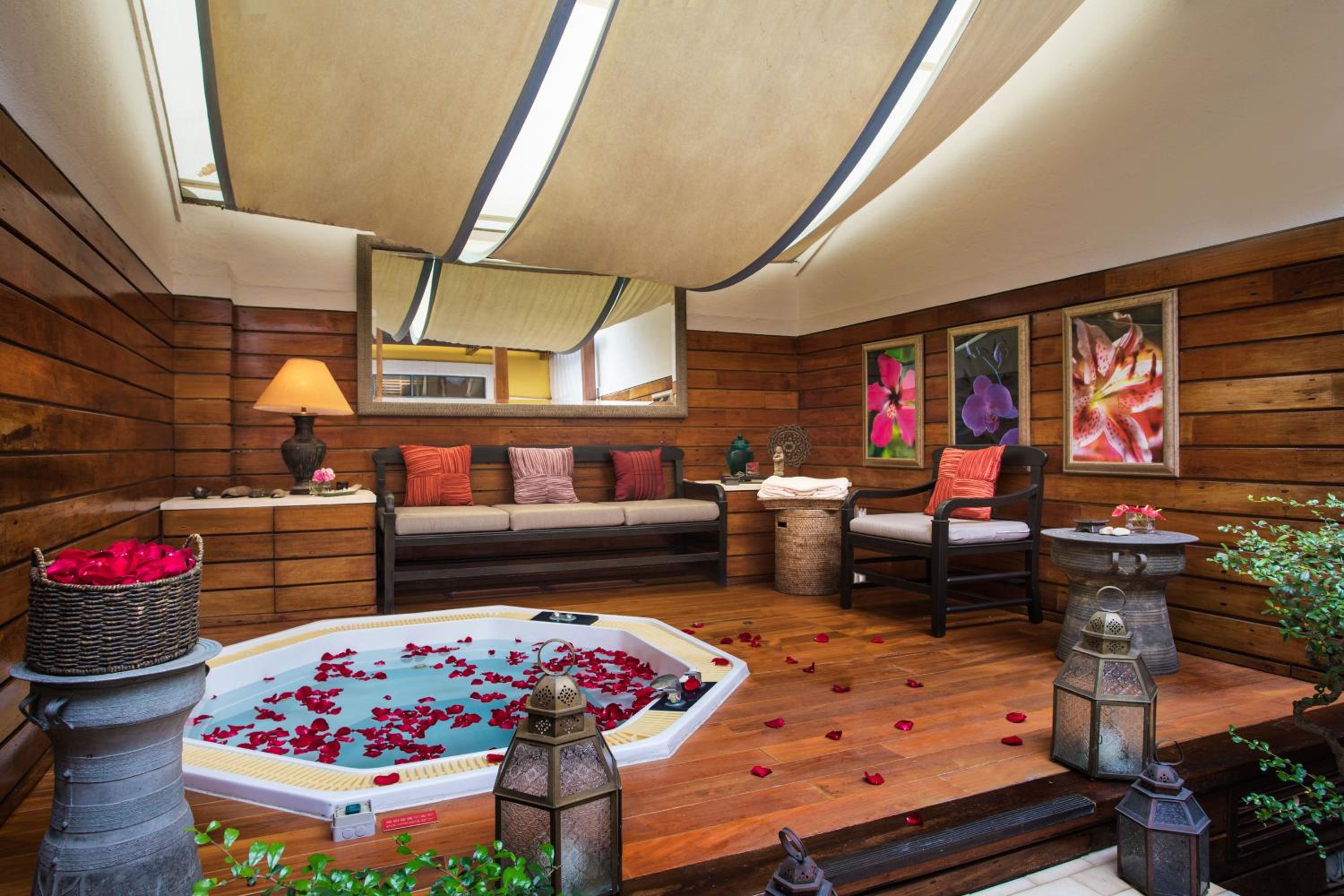Spa Package - Deluxe Twin