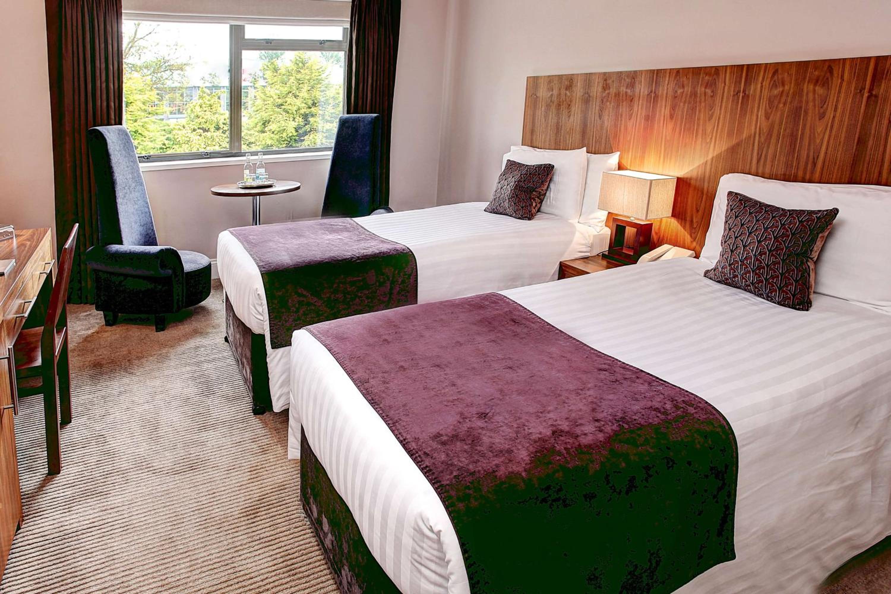 Standard Twin Room - Non-Smoking - Photo 2