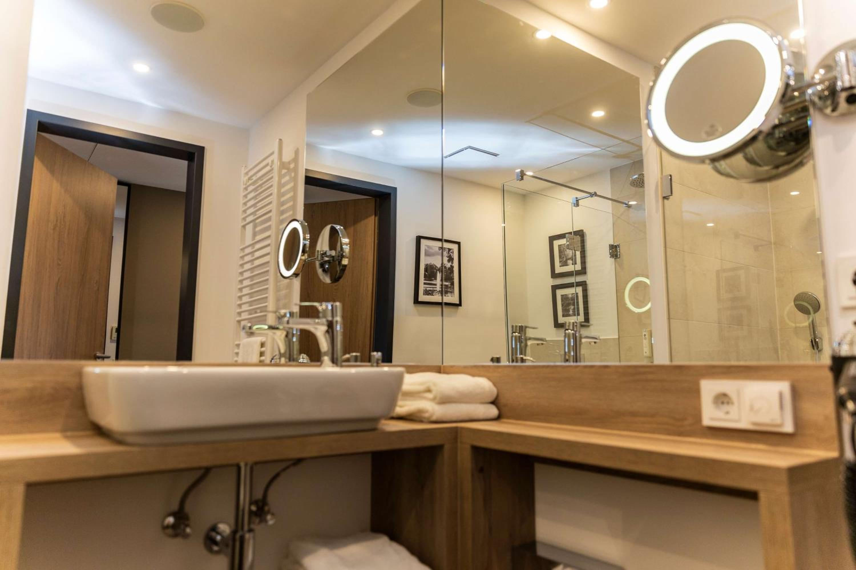 Queen Suite