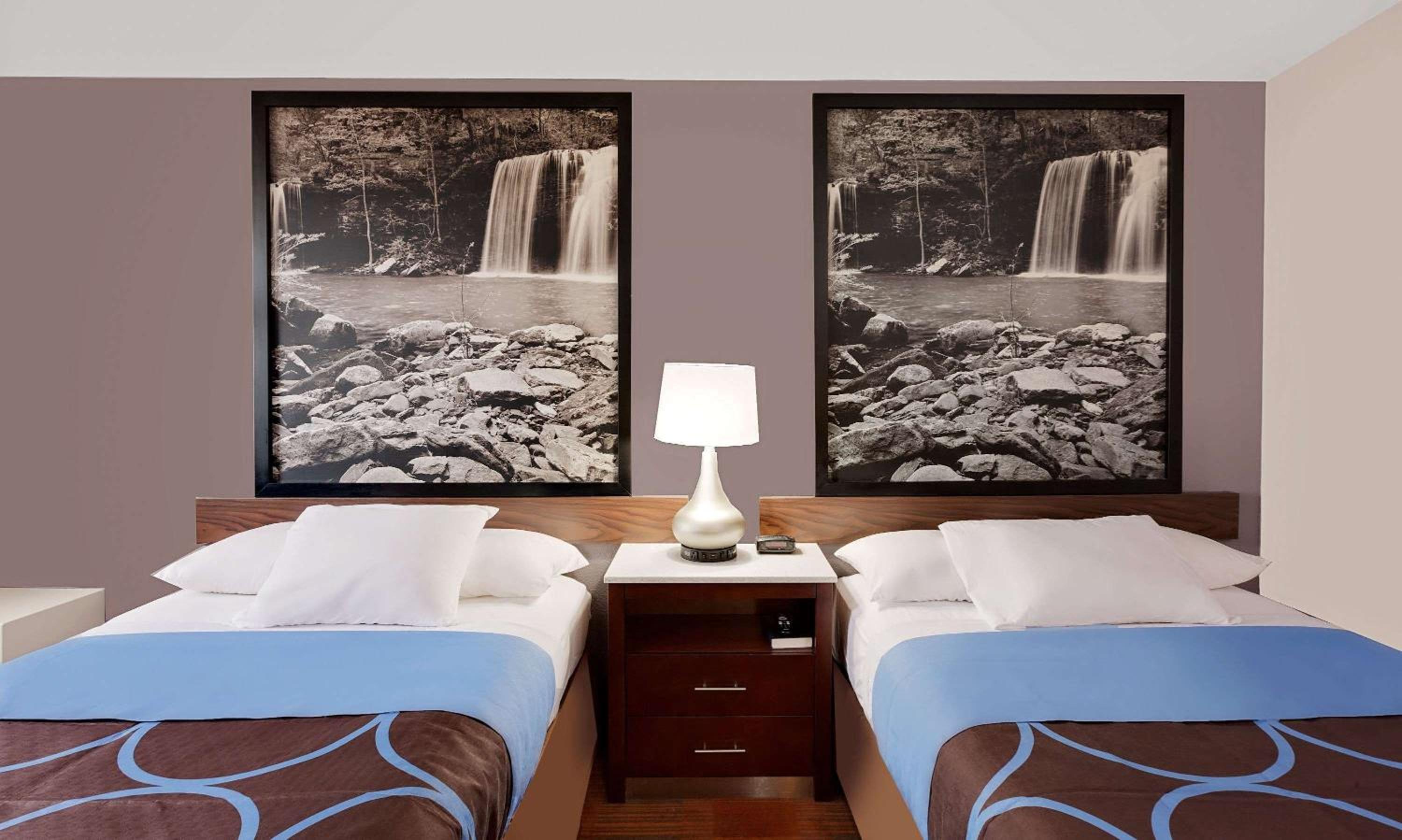 Double Room with Two Double Beds - Non-Smoking - Photo 5