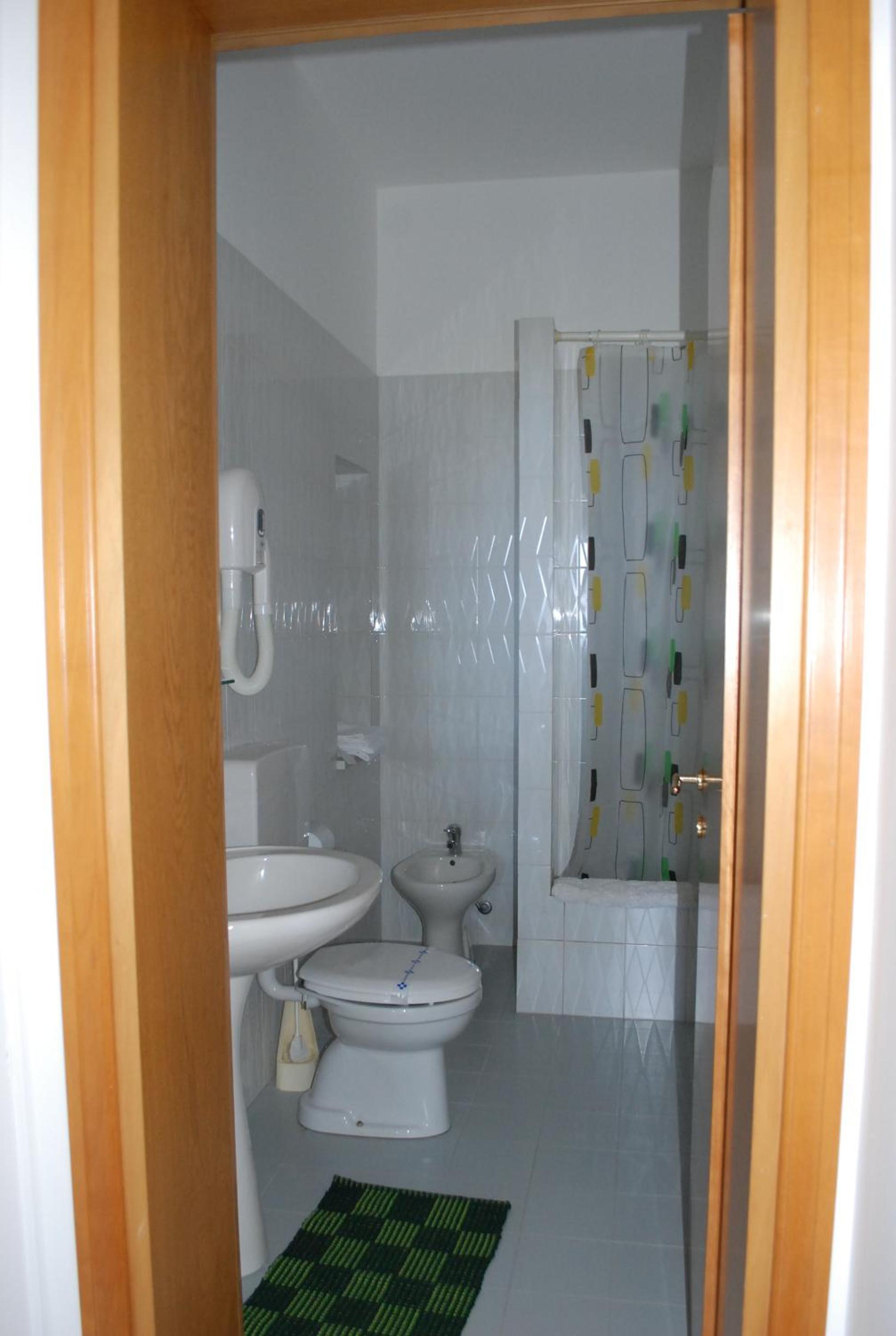 Studio with Sea View (2 Adults) - Photo 10