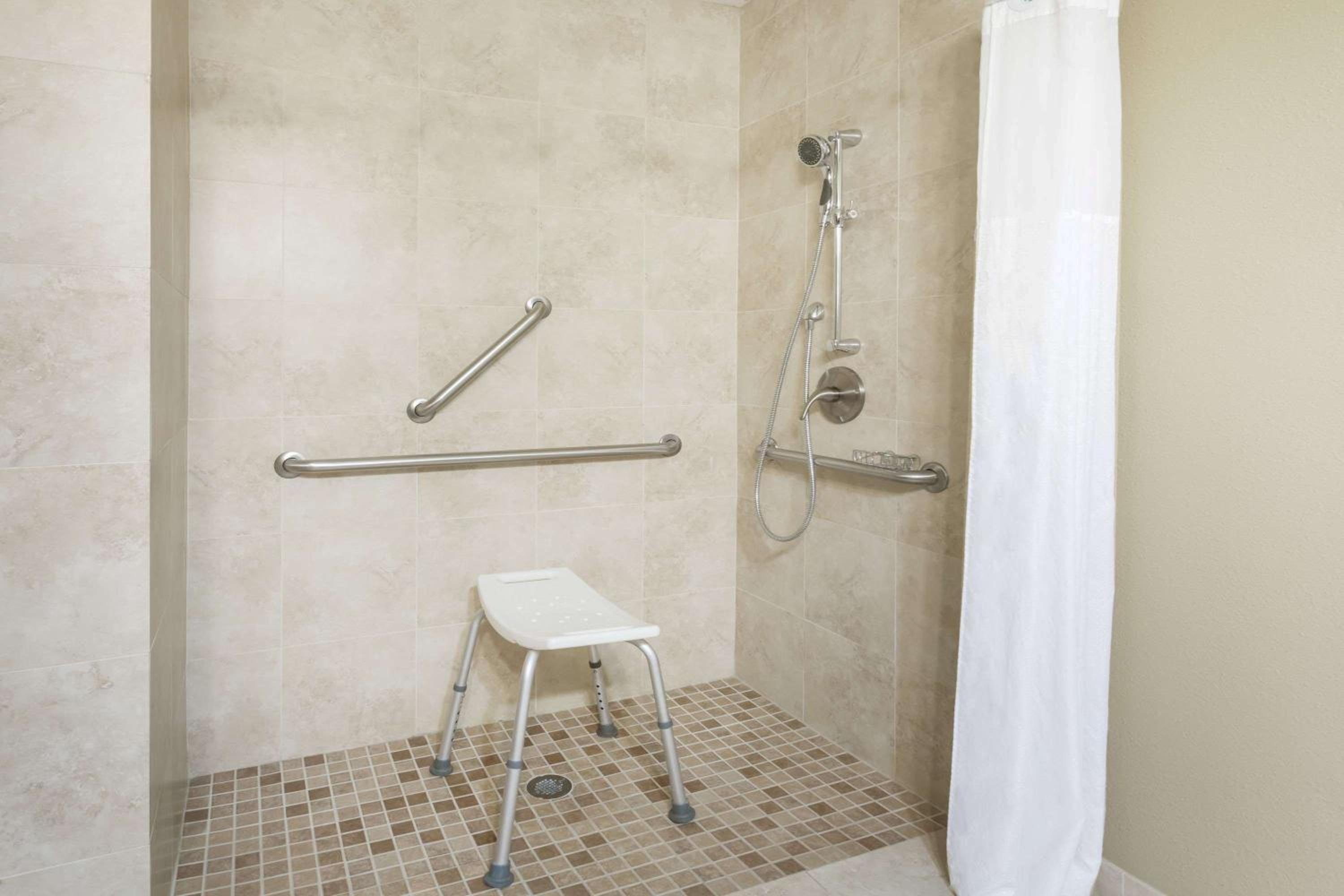 King Room - Mobility Access/Non-Smoking