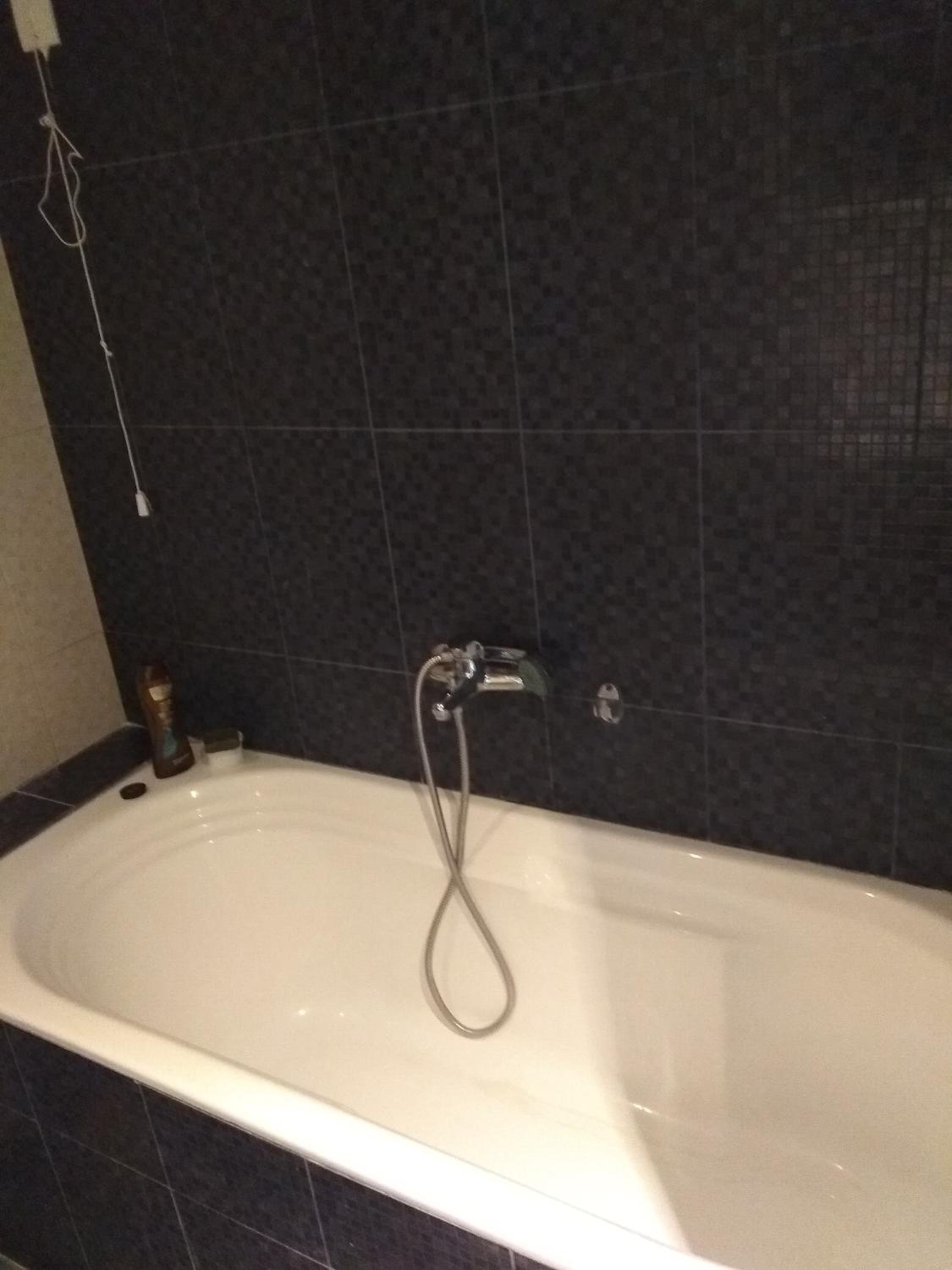 Double Room with Balcony - Photo 16