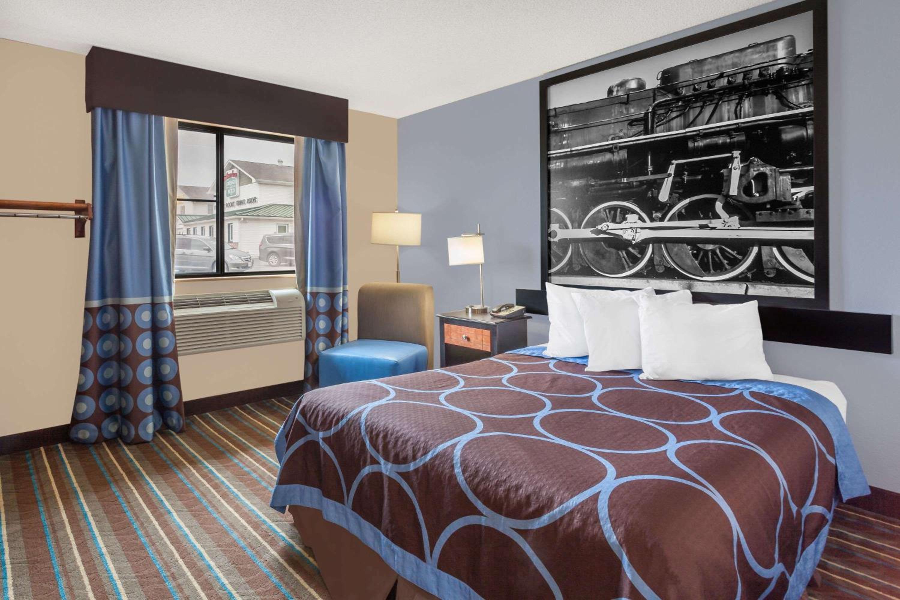 Queen Room - Photo 6