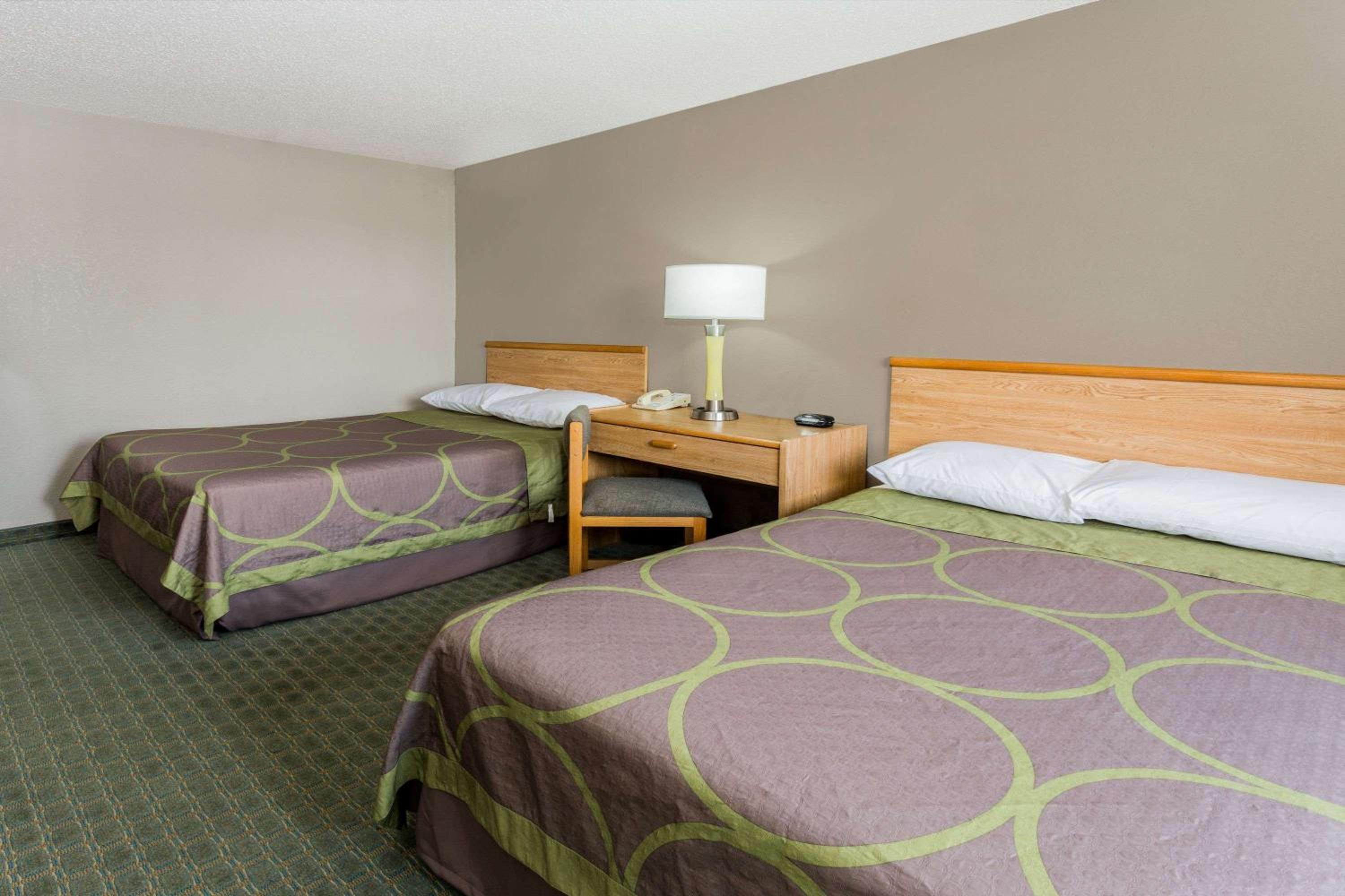 Double Room with Two Double Beds - Non-Smoking - Photo 1