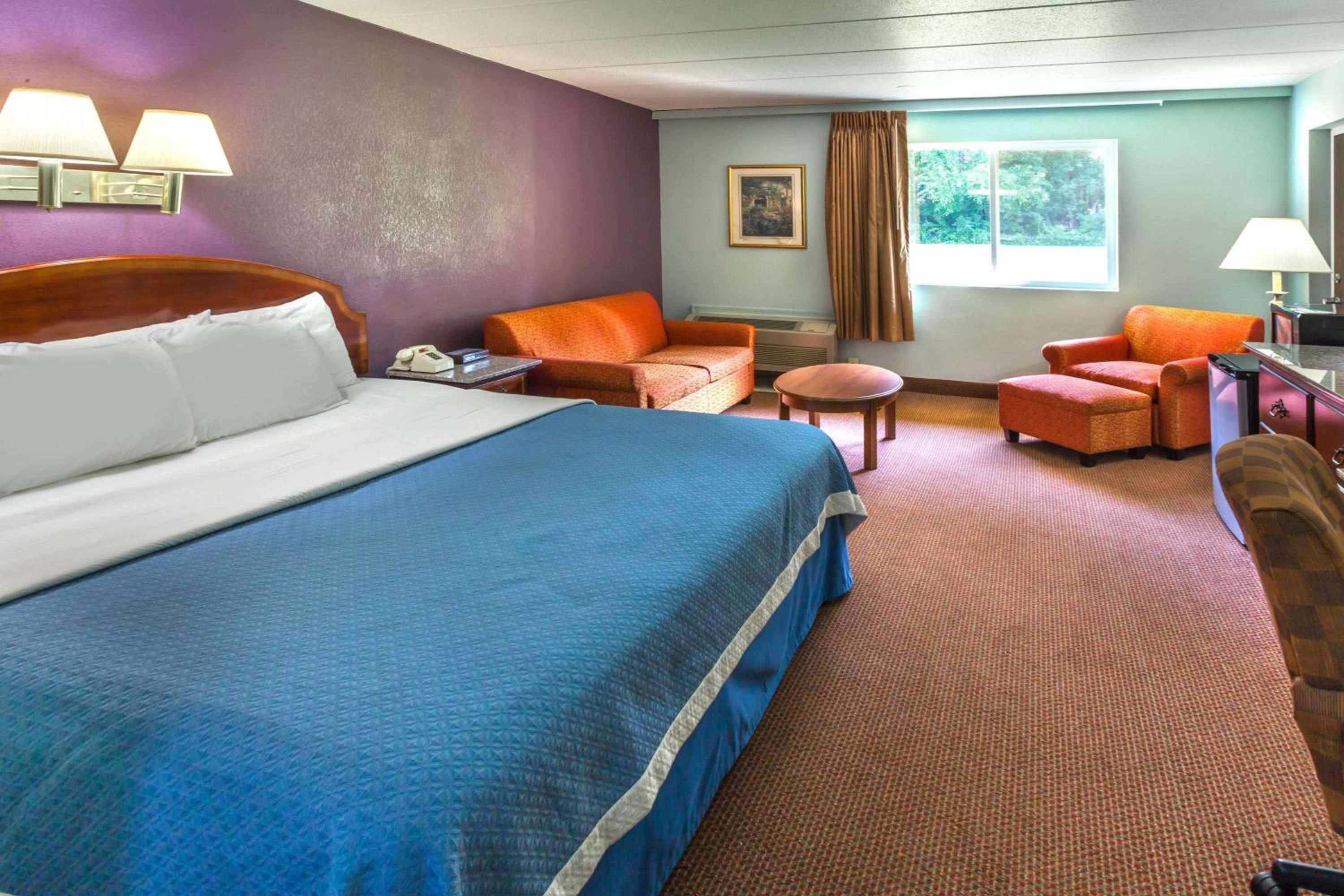 Executive King Room - Non-Smoking photo 1