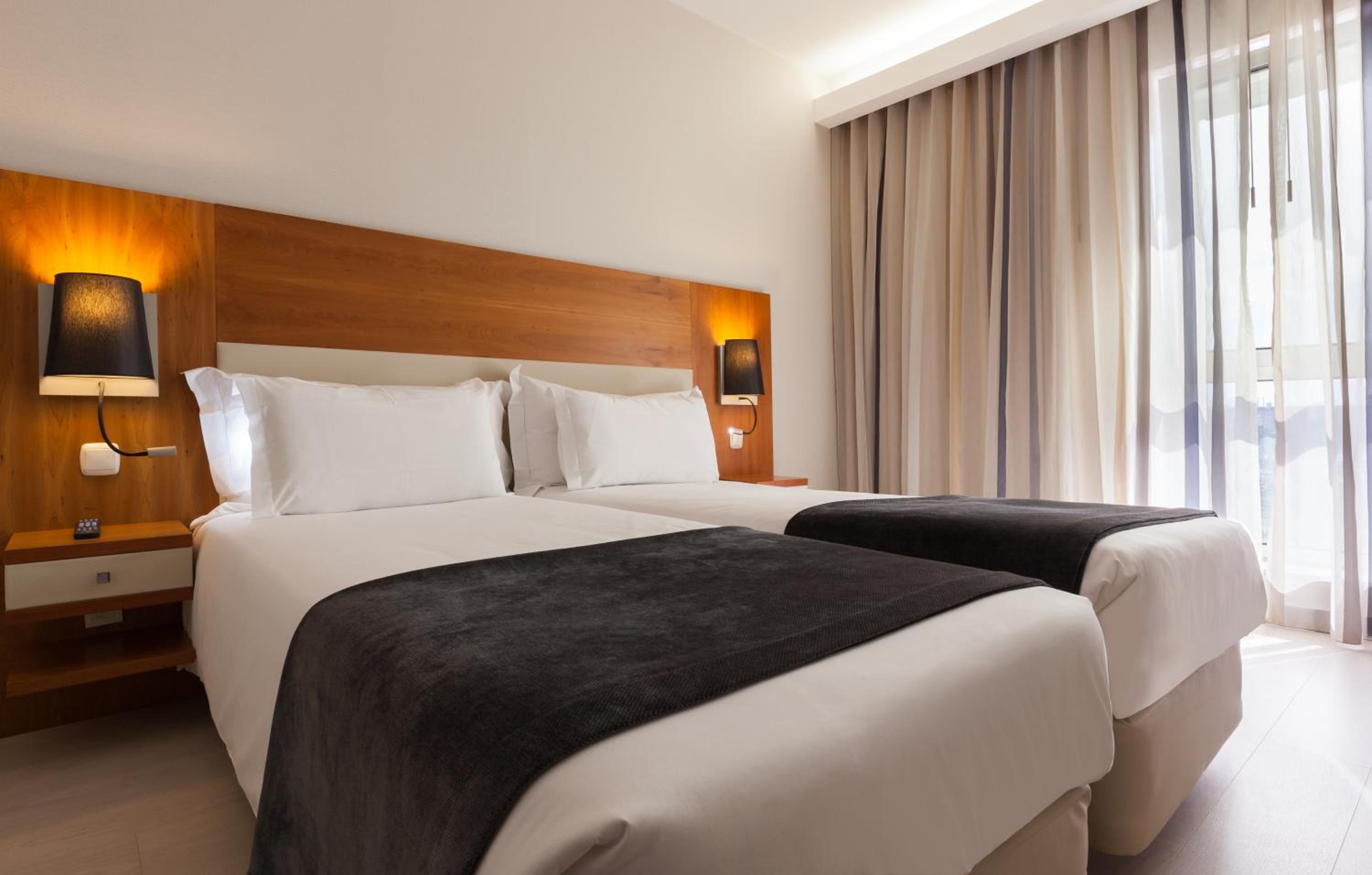 Superior Twin Room - Photo 7