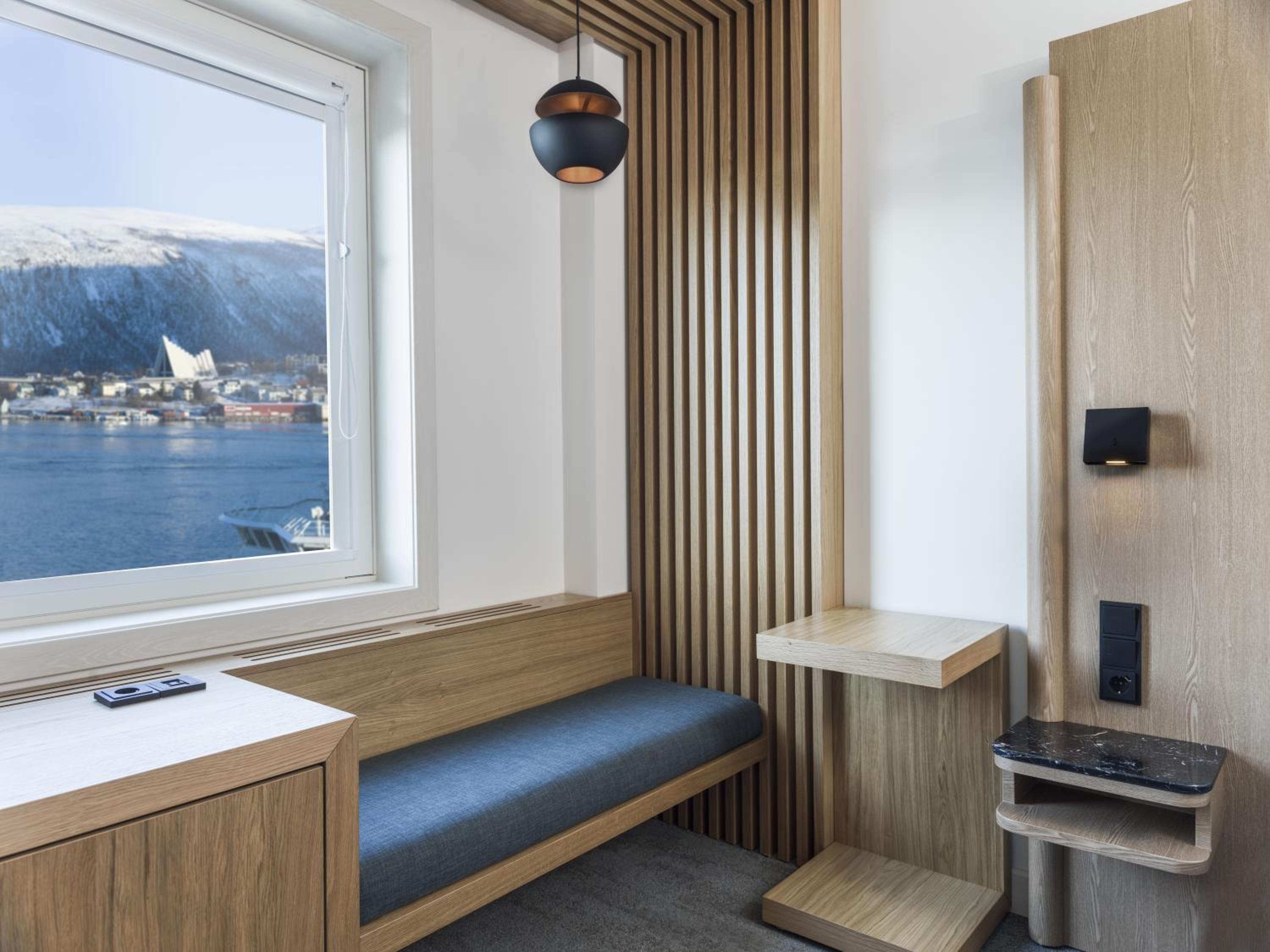 Standard Room with Sea View - Photo 2