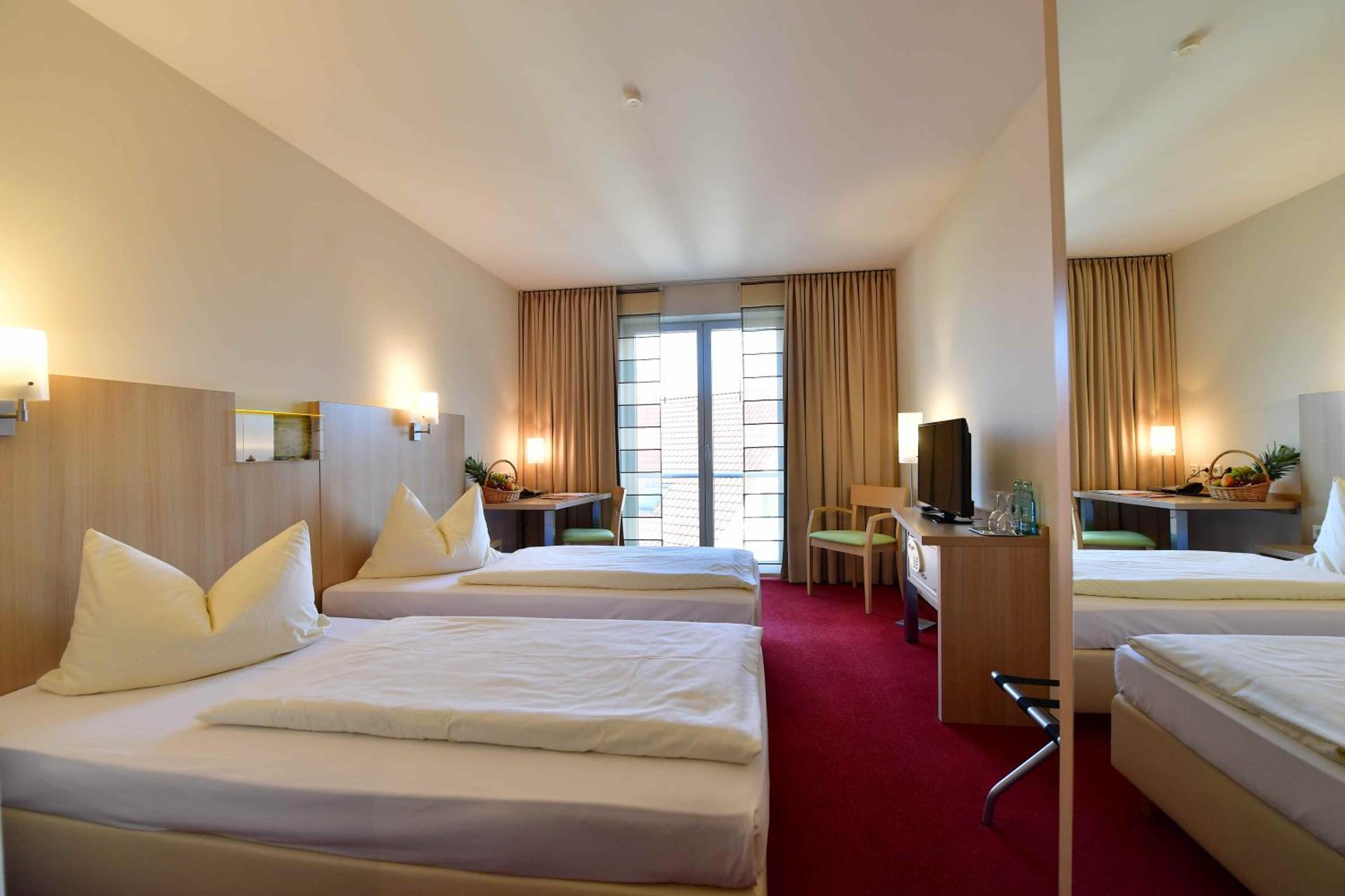 Double Room - Photo 4