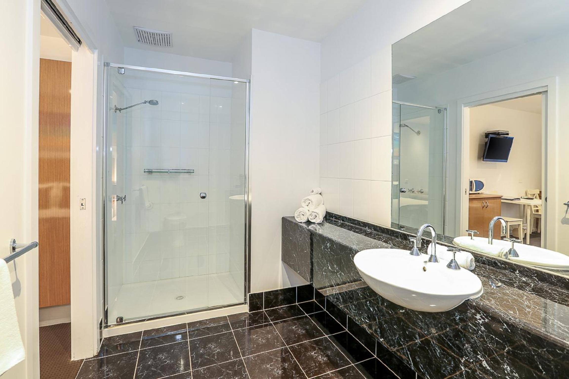 Executive Queen Room photo 2