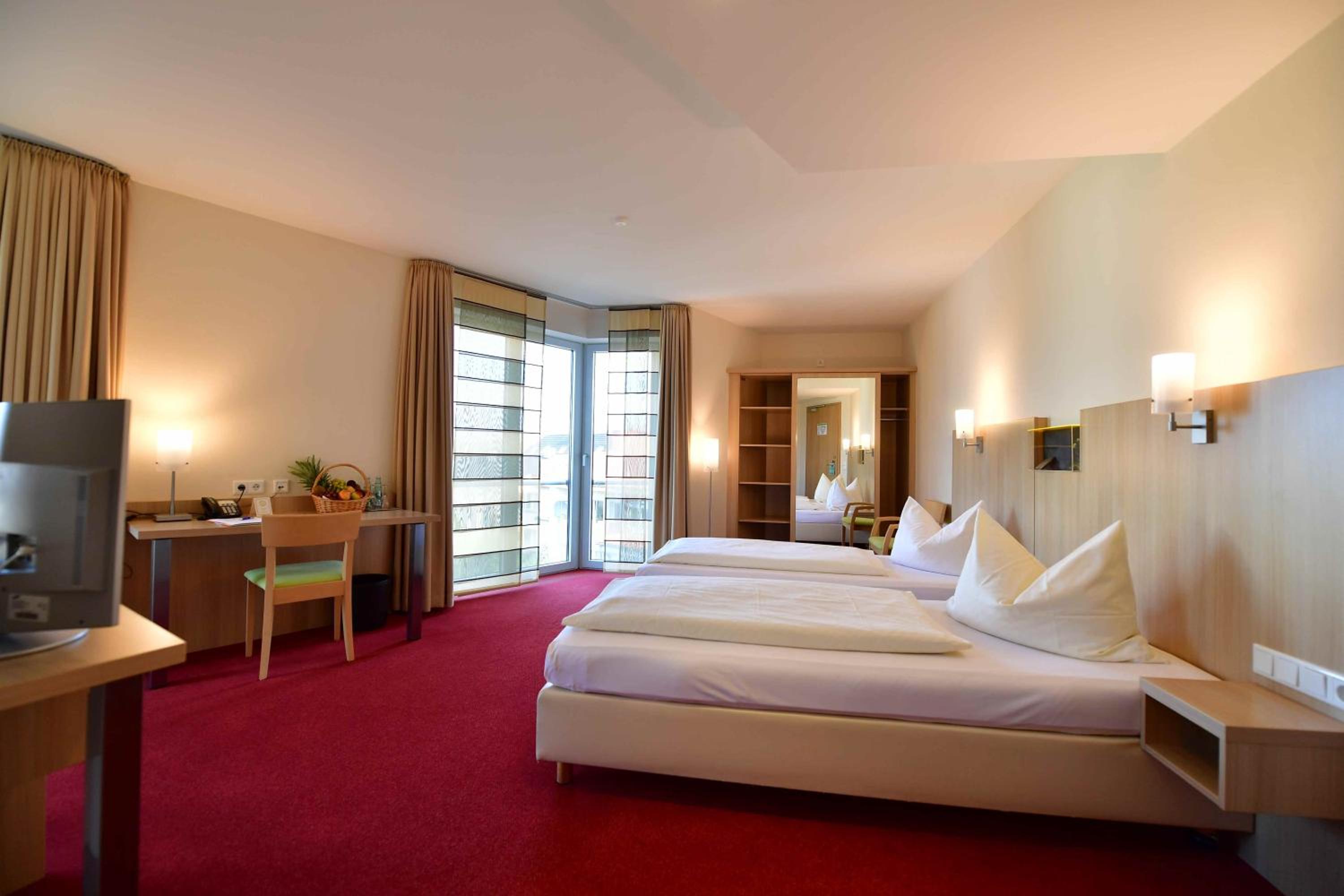Double Room - Photo 3