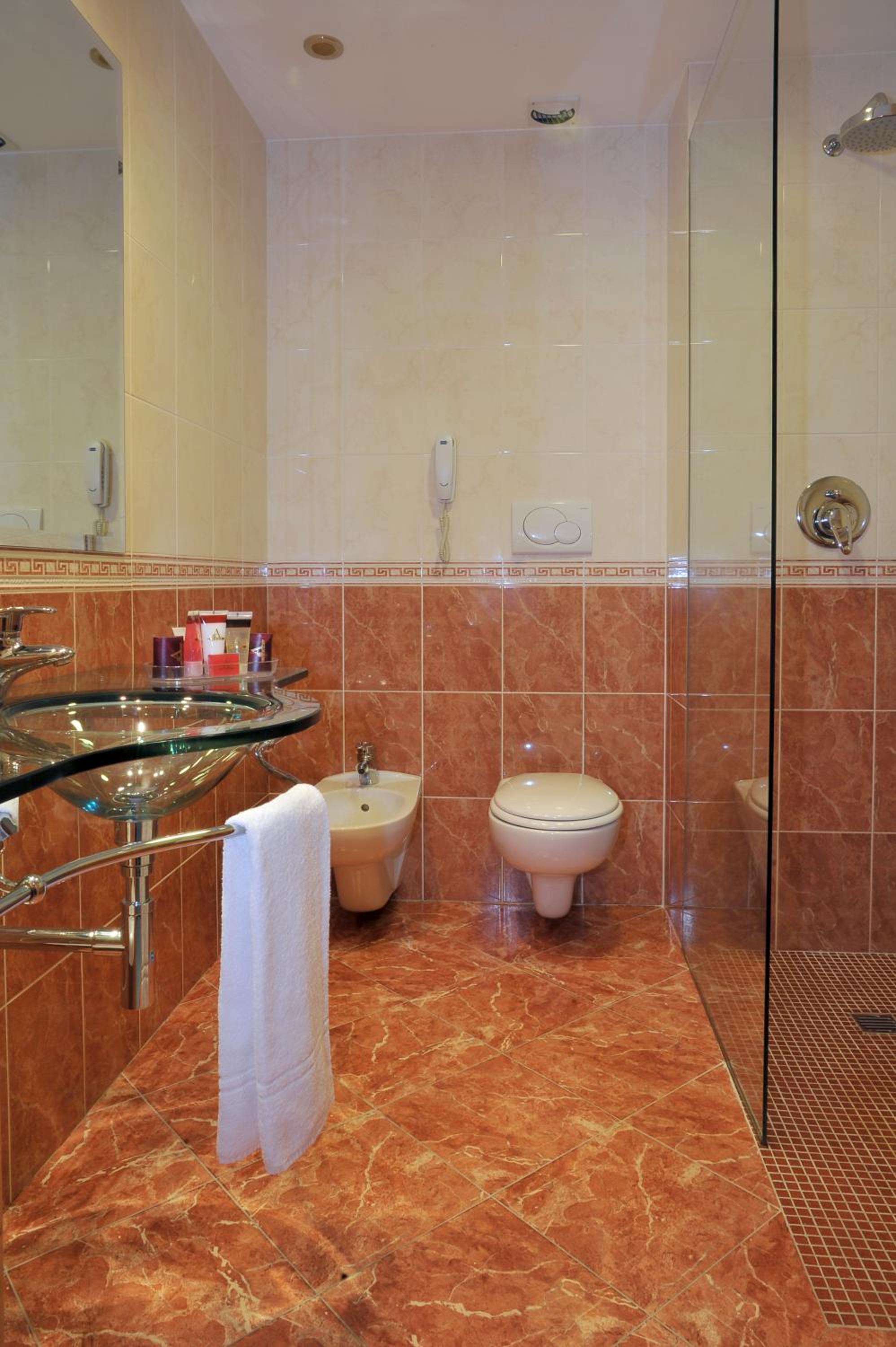 Executive Double Room - Photo 5