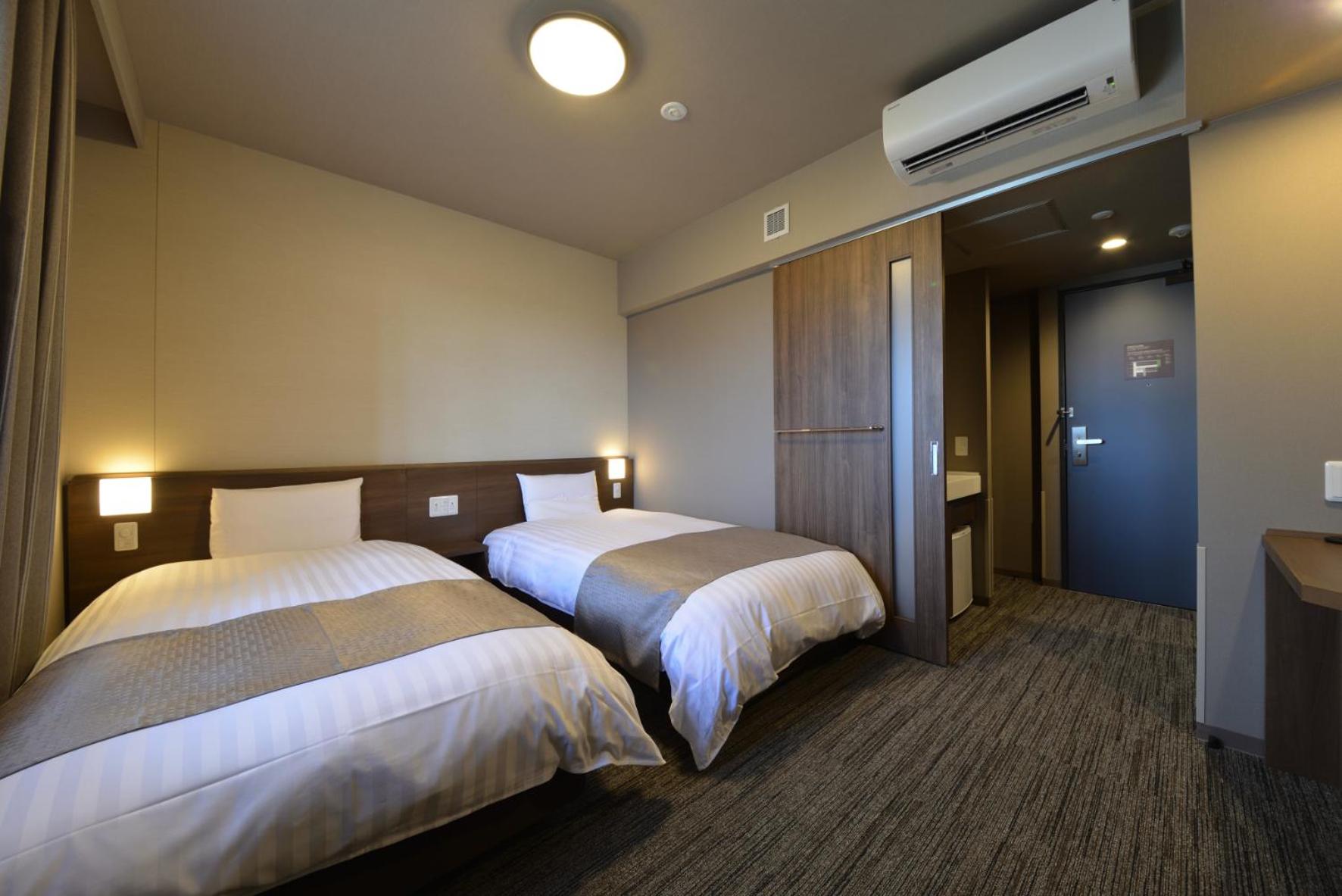Superior Twin Room with Shower - Non Smoking