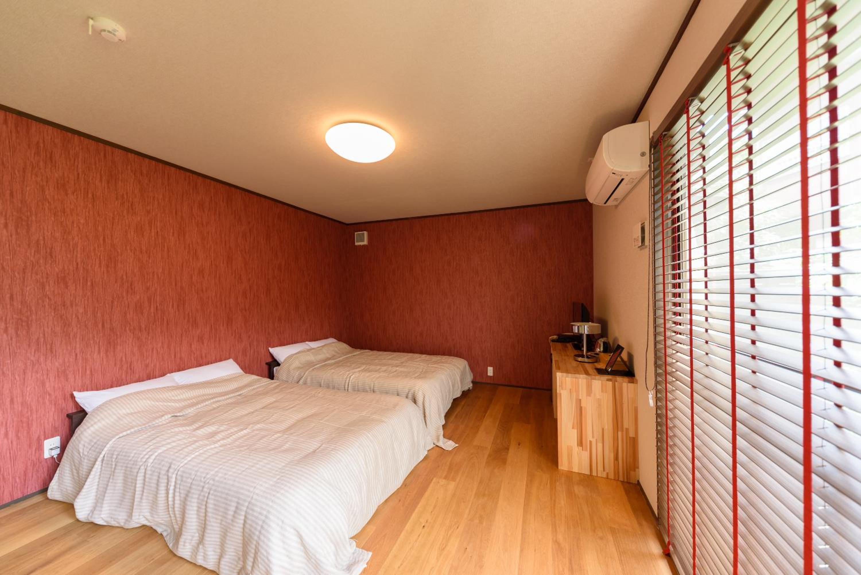 Japanese Western Room with Private Bath - Annex - Beni photo 2