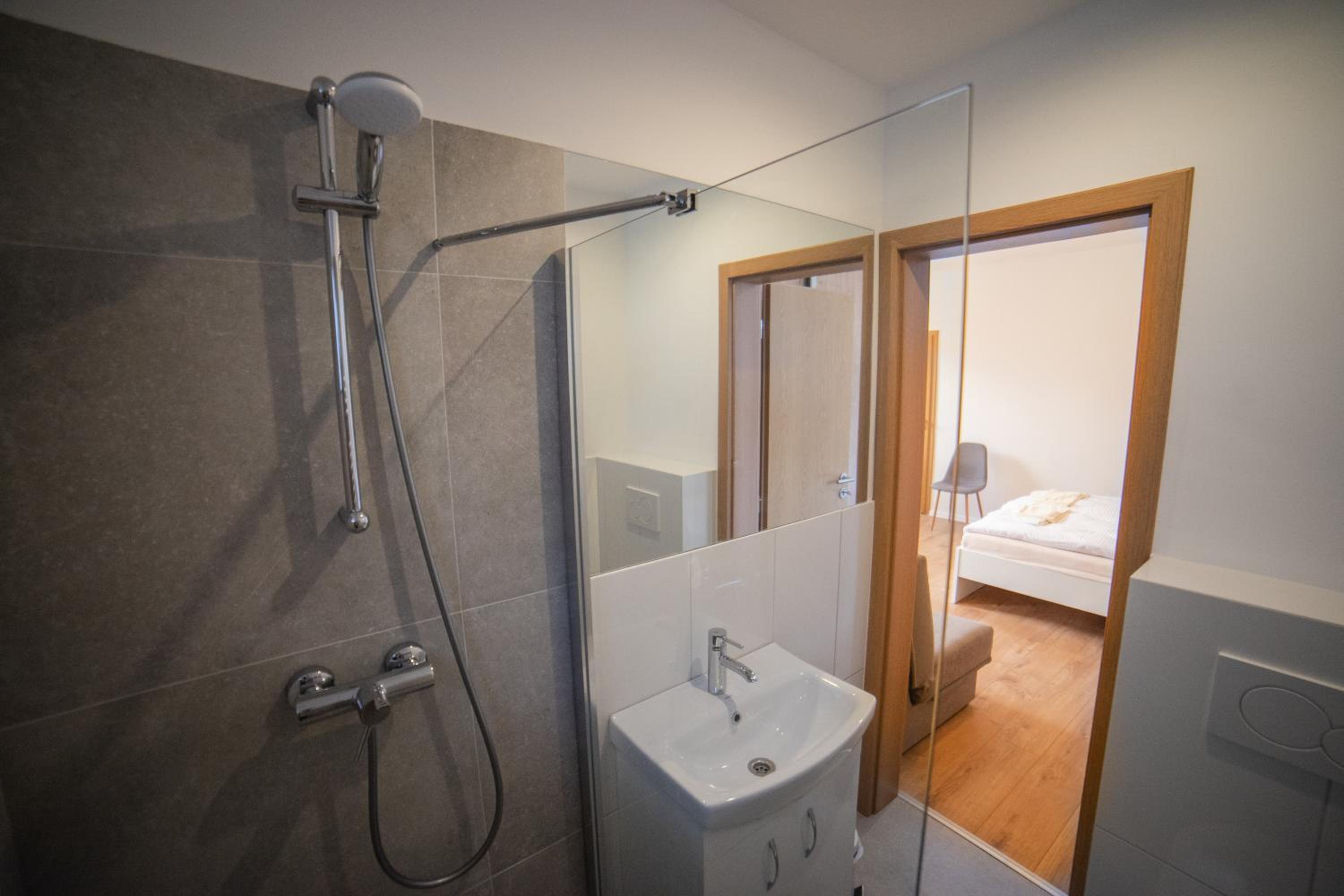 Deluxe Double Room with Extra Bed photo 2