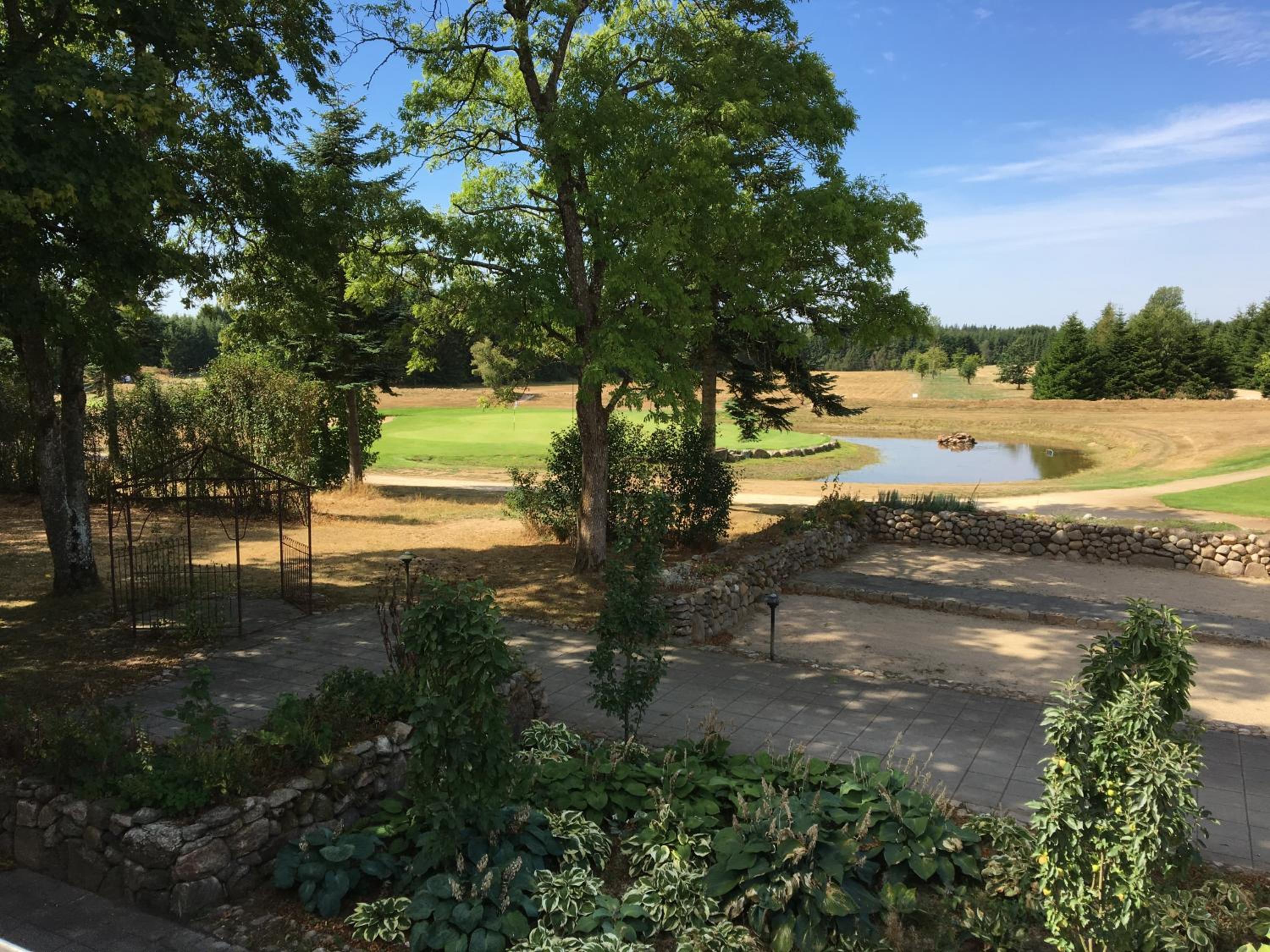 Apartment with Garden View photo 2