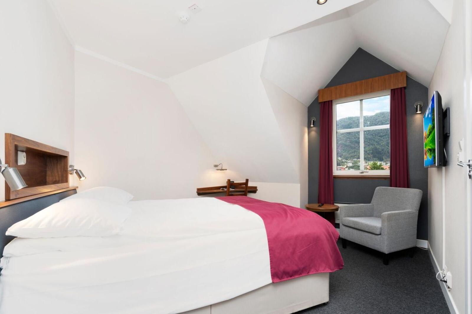 Double Room - Photo 4