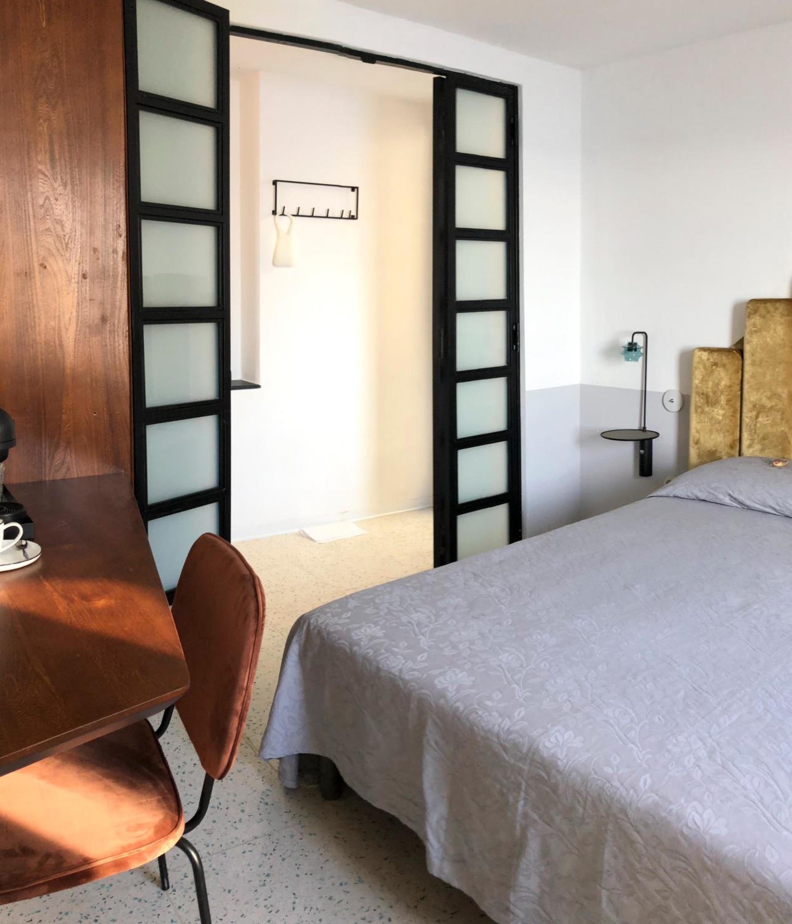 Deluxe Double Room with Balcony and Sea View - Photo 30