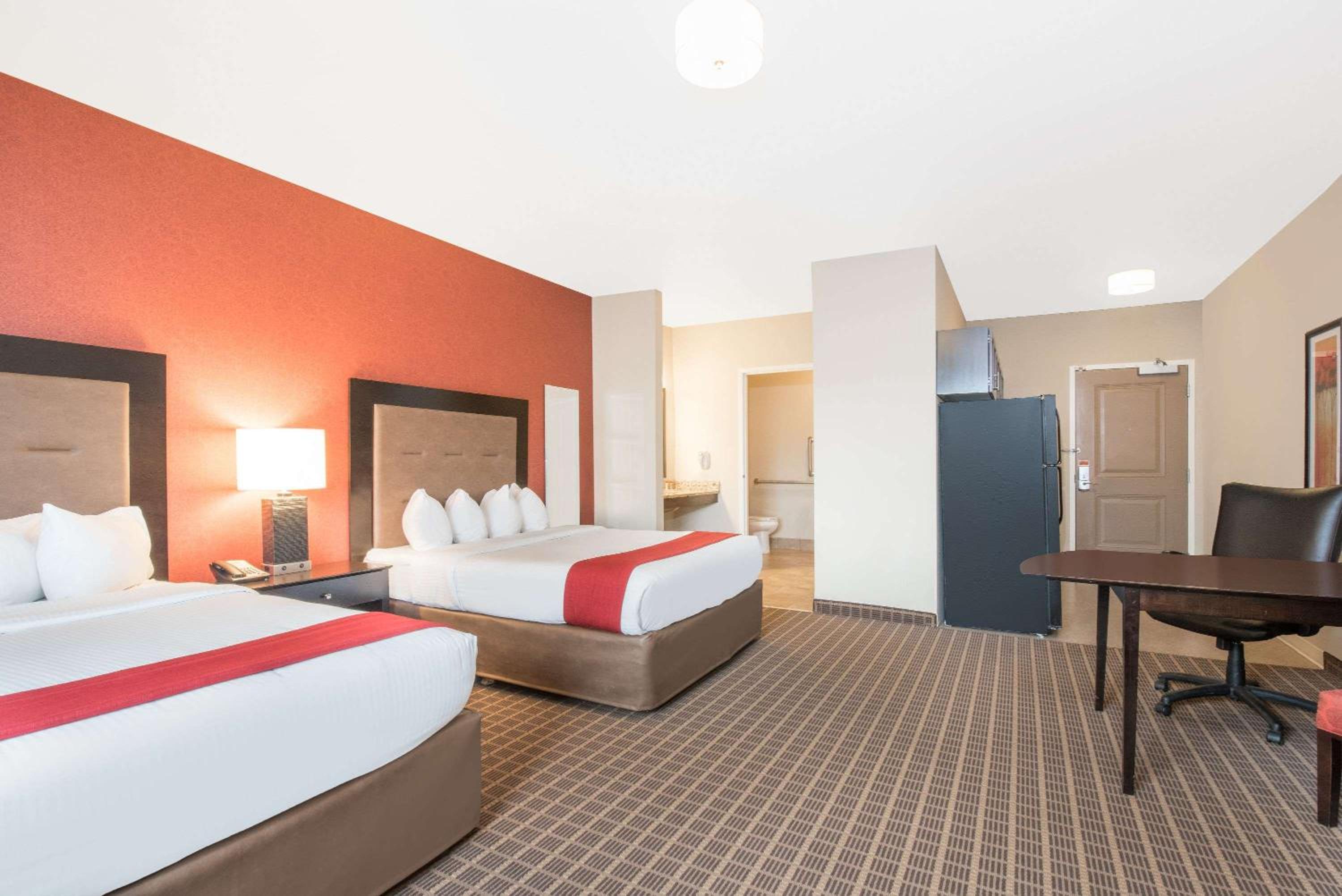 Studio Suite with Two Queen Beds - Mobility Access/Non-Smoking