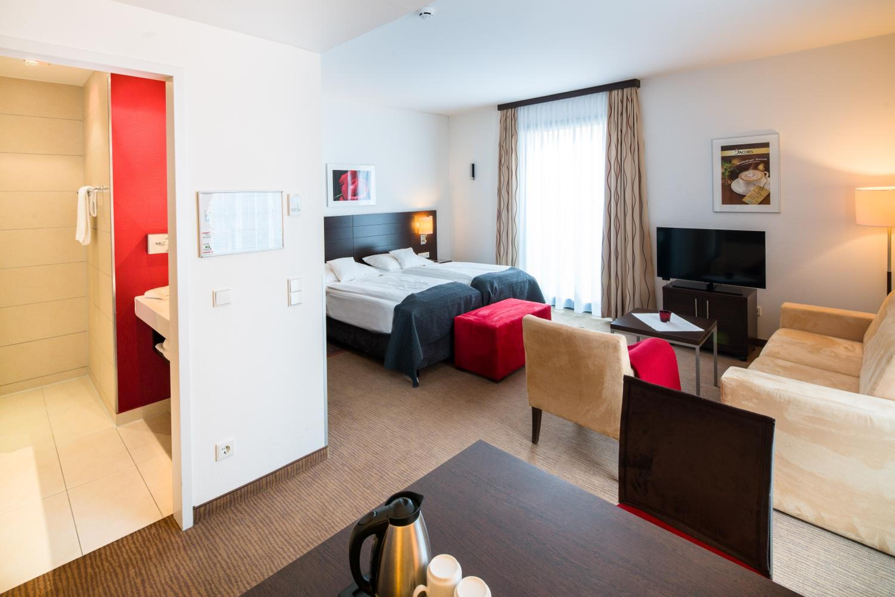 Junior Twin Suite