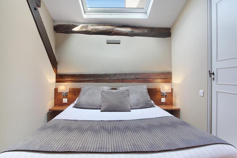 Classic Double Room - Attic - Photo 1