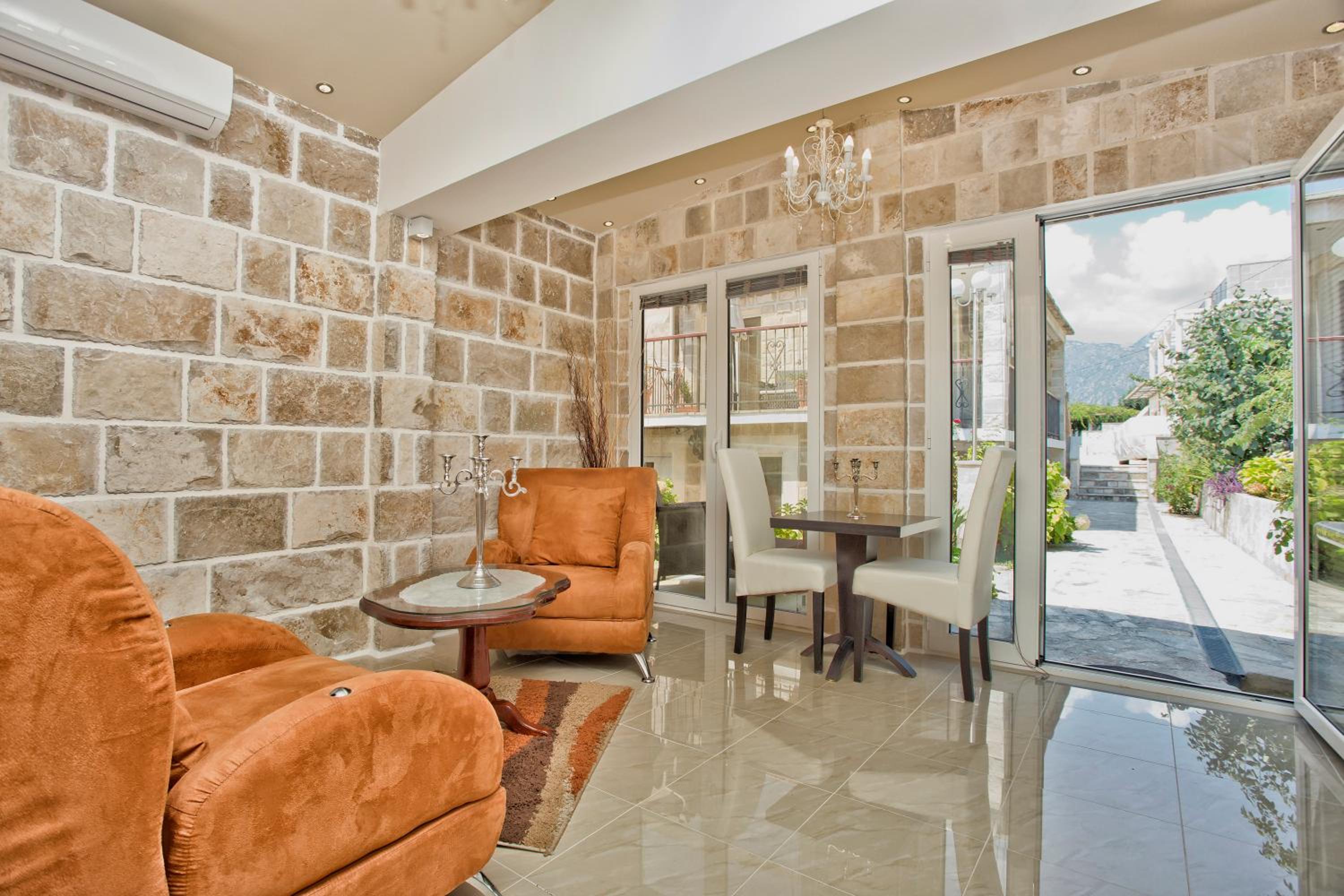 One-Bedroom Apartment with Balcony and Partial Sea View