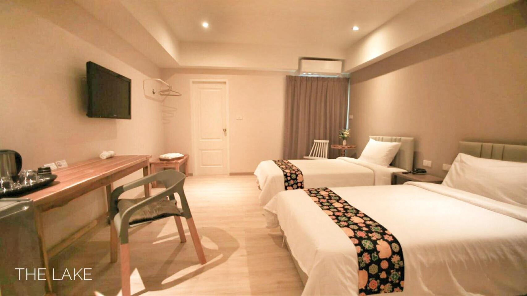 Superior Twin Room - Photo 1