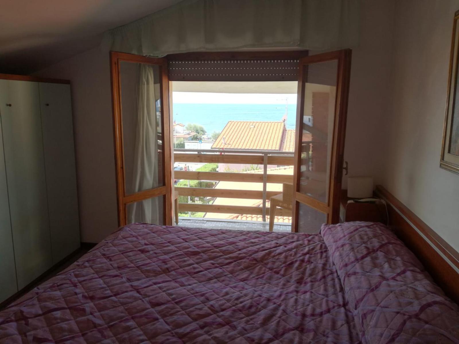 Quadruple Room with Balcony photo 2