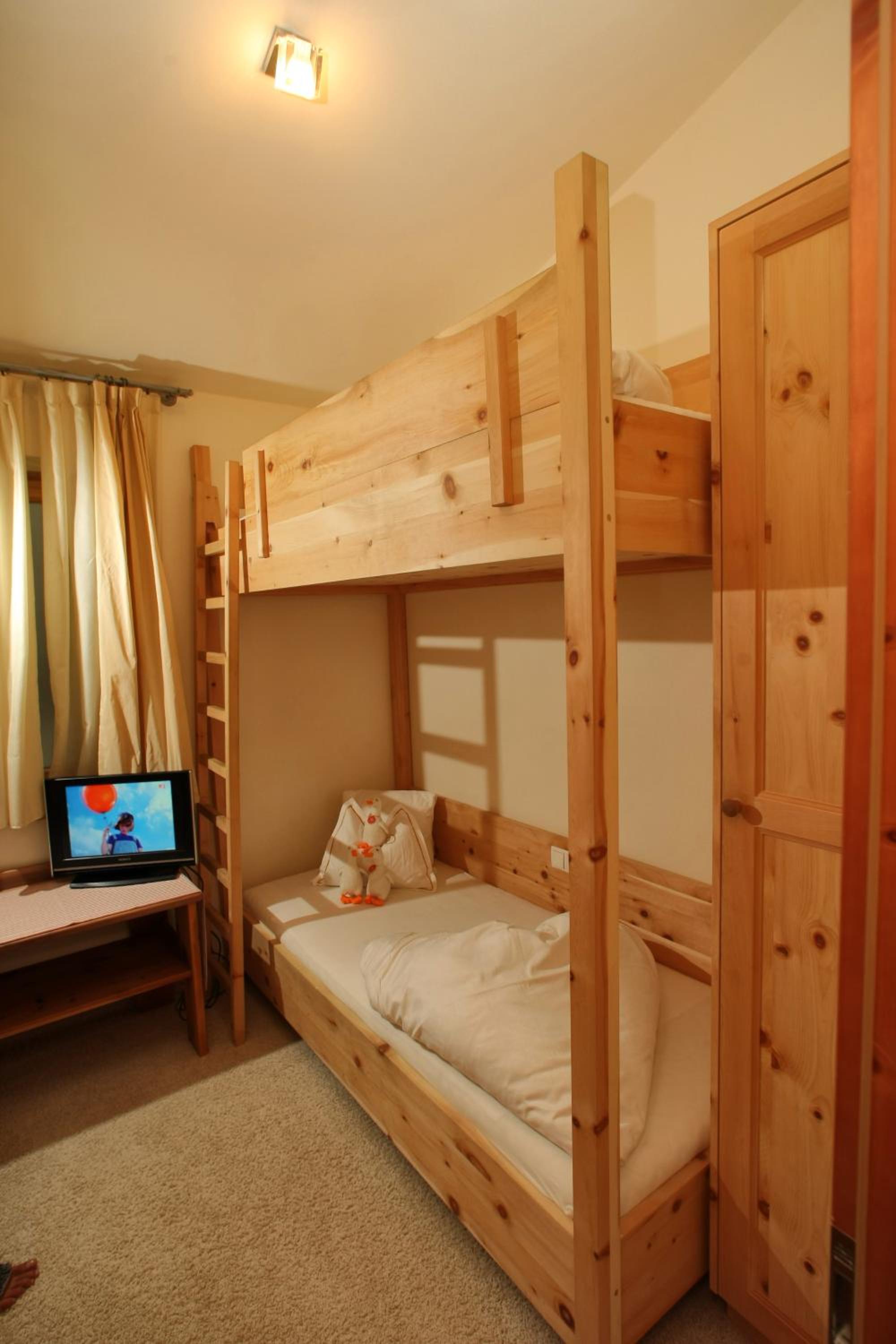 Chambre Familiale avec Salle de Bains