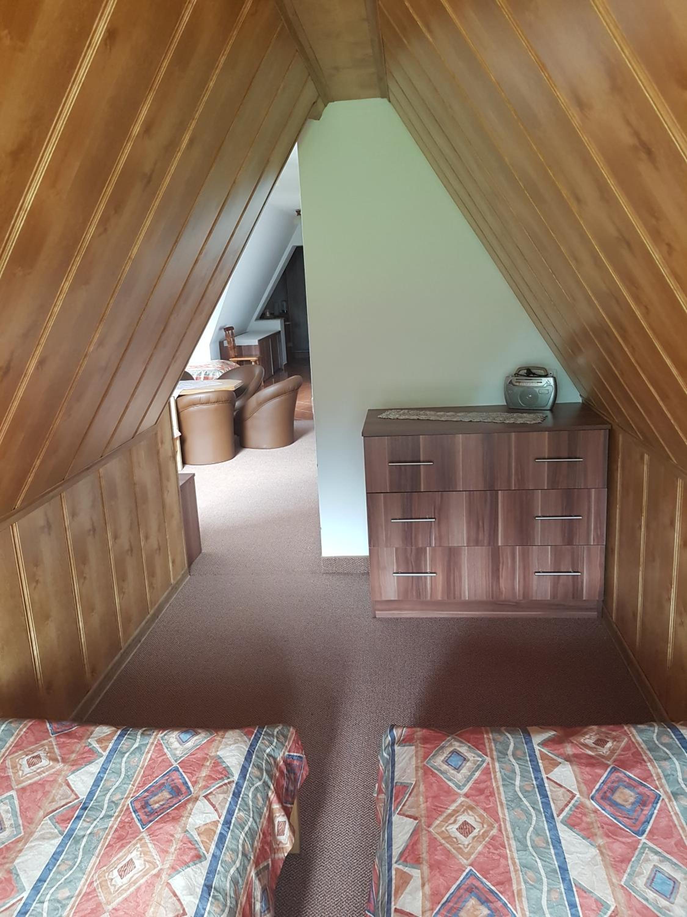 Family Room with Private Bathroom photo 2