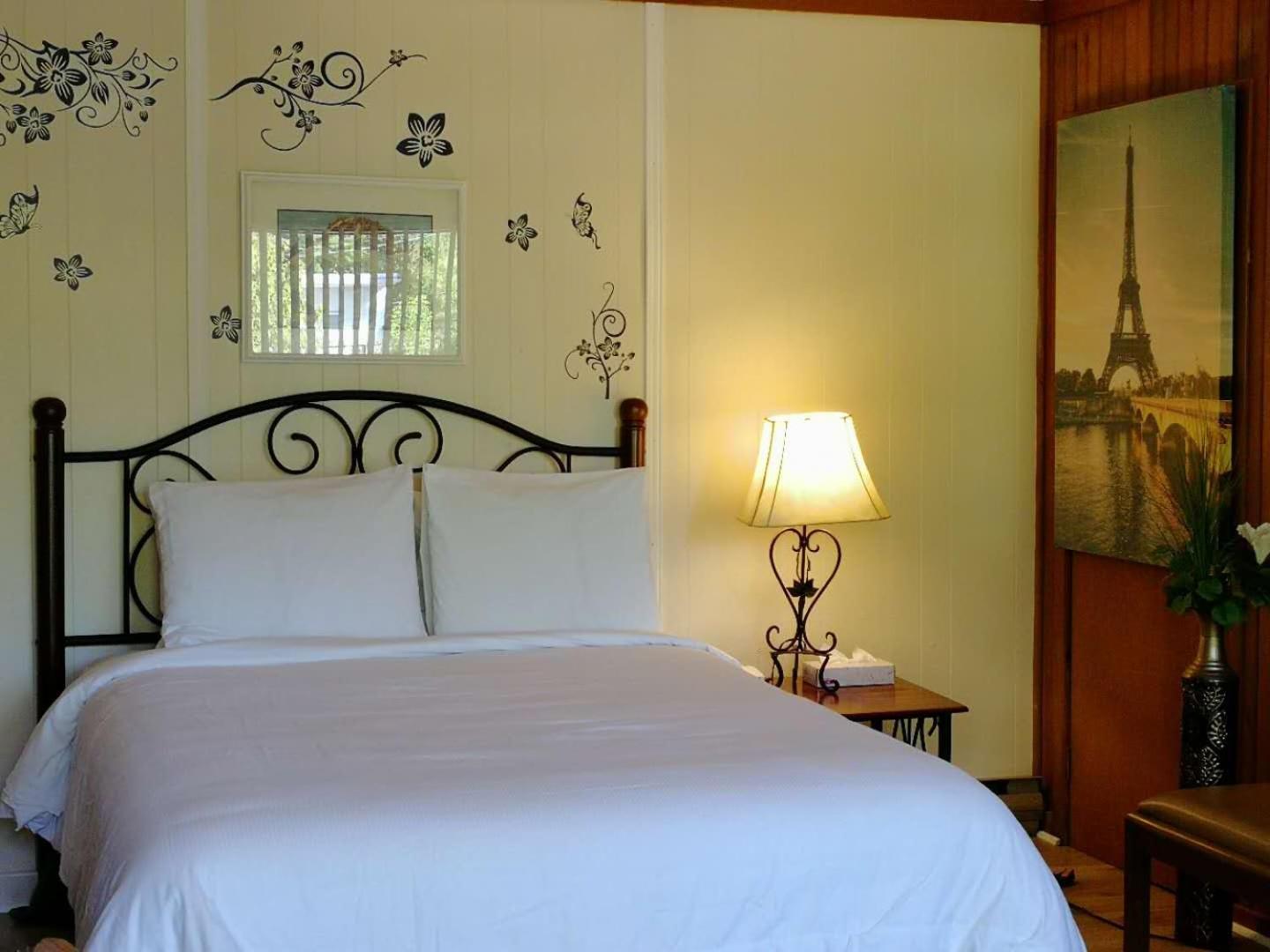 Standard Queen Room photo 2