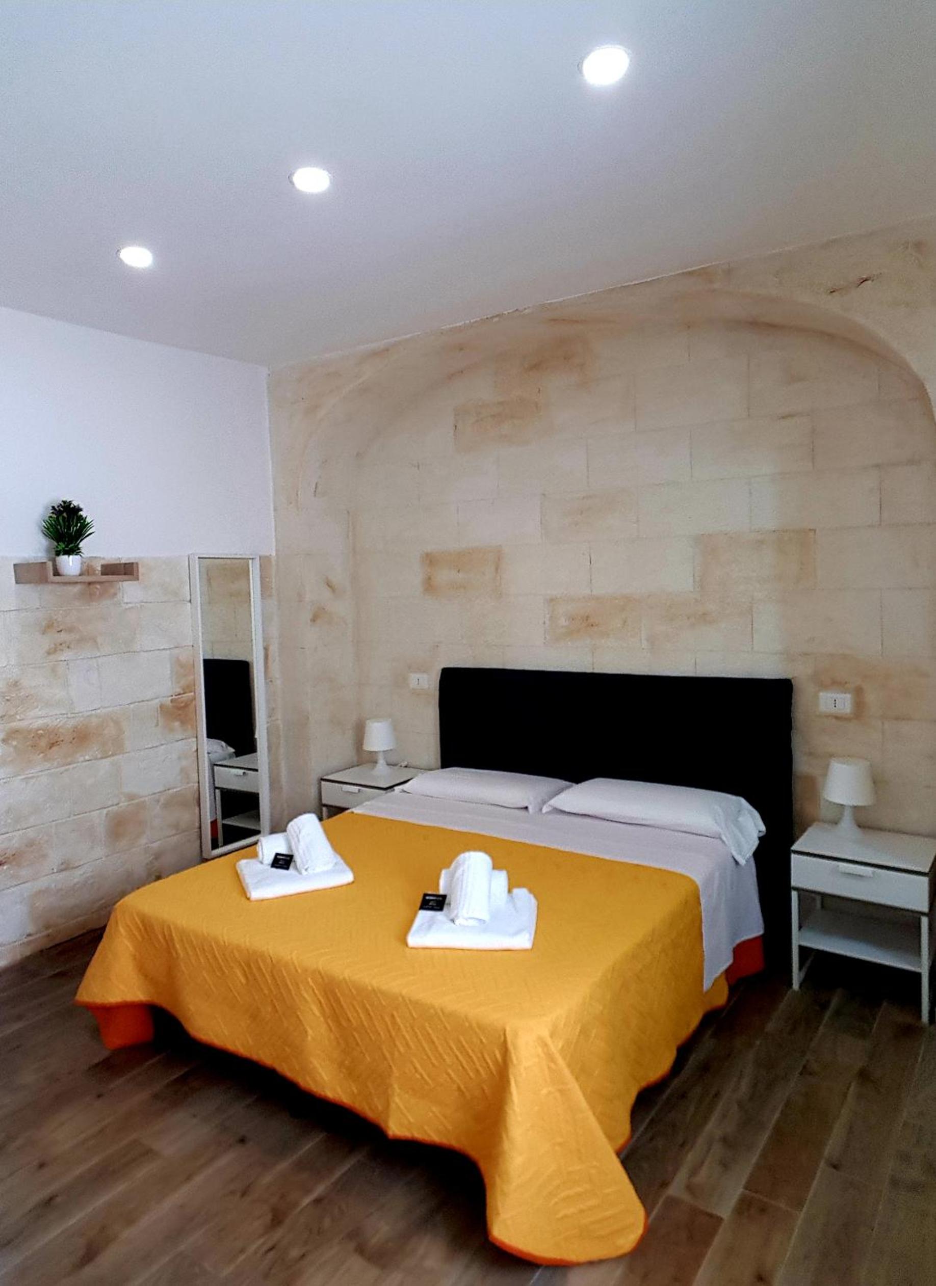 Deluxe Double Room - Photo 1